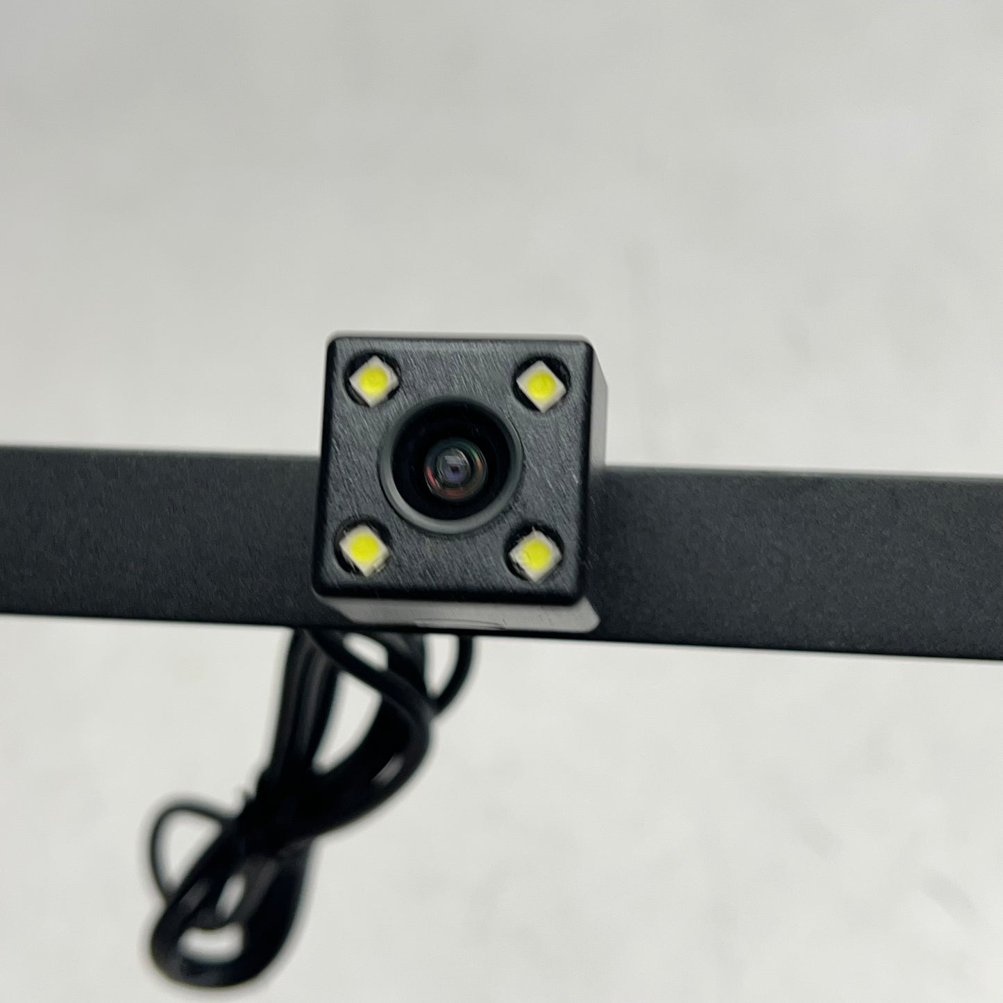 METRA Ibeam License Plate Back-up Camera W/ Night Vision & Parking Lines BBBPLTC