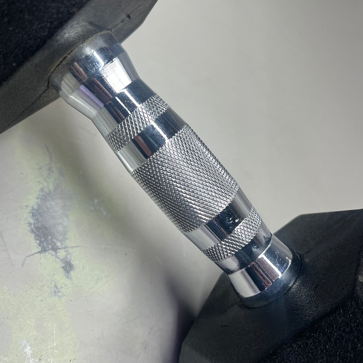 ZA@ CAP (2 PACK, 45 LBS Each) Hexagon Rubber Dumbbell Set Contoured Handle Black/Chrome