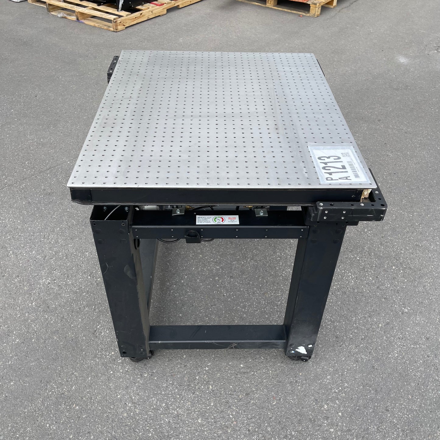 NEWPORT Vision IsoStation Optical Workstation Black 39"x34"x33" (AS-IS)