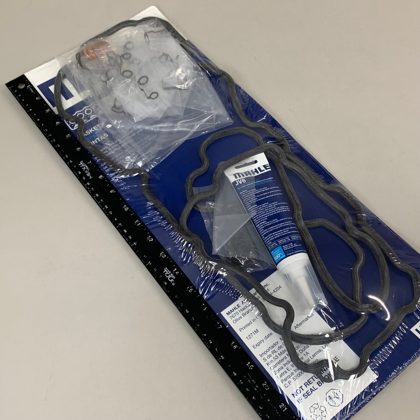 MAHLE Valve Cover Gasket & Injector Seal Kit For Chevy GS33757