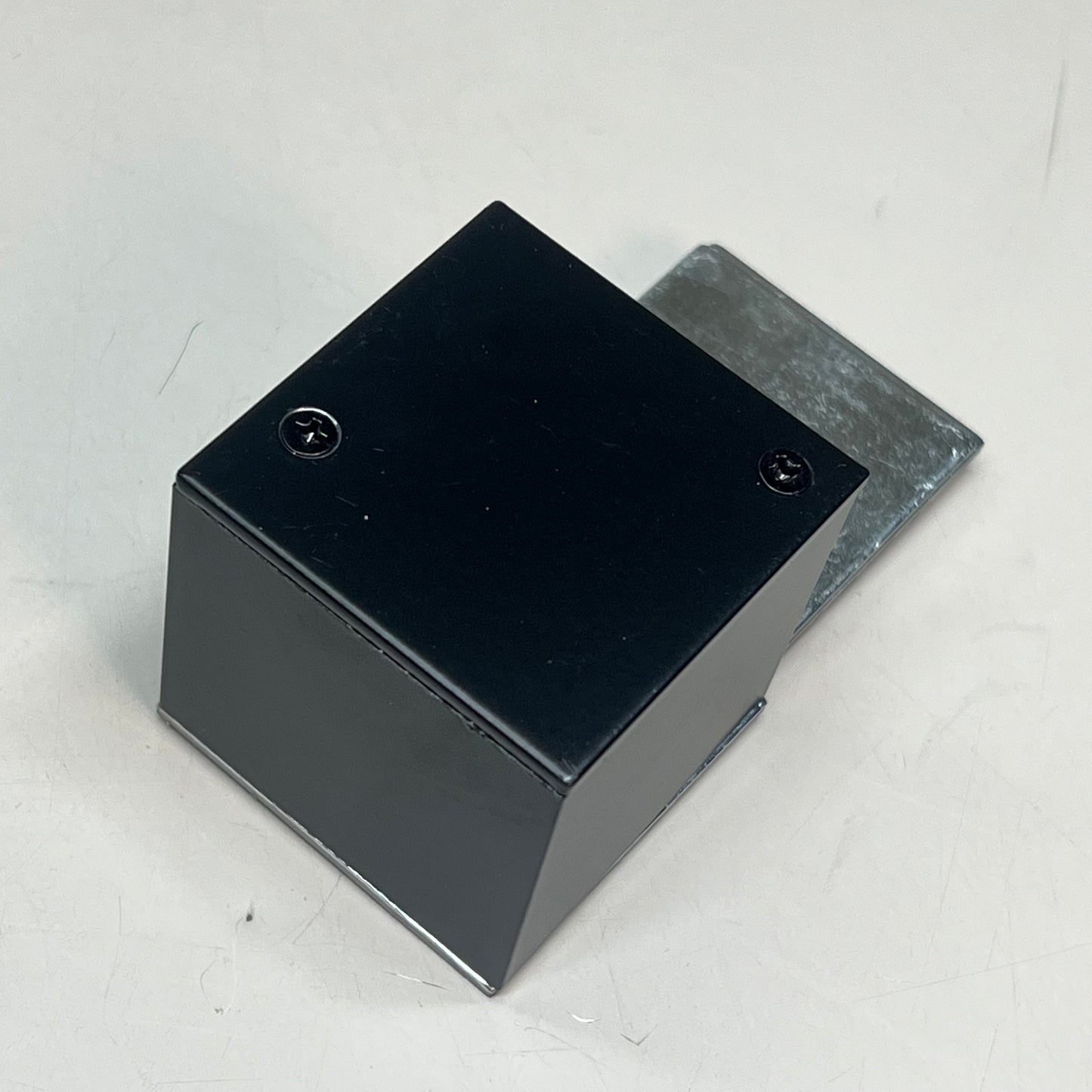 CONTECH (2 PACK) Leviton Lux Beam Connector Track System Black Finish LBC22-1-B