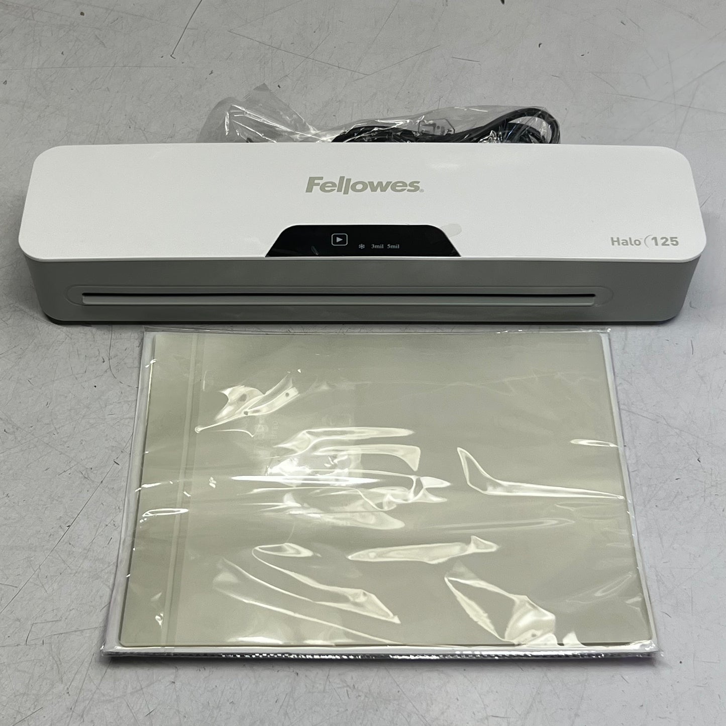 FELLOWES Halo 125 Laminator 16"L x 3.5"W x 2.5"H White CRC57531