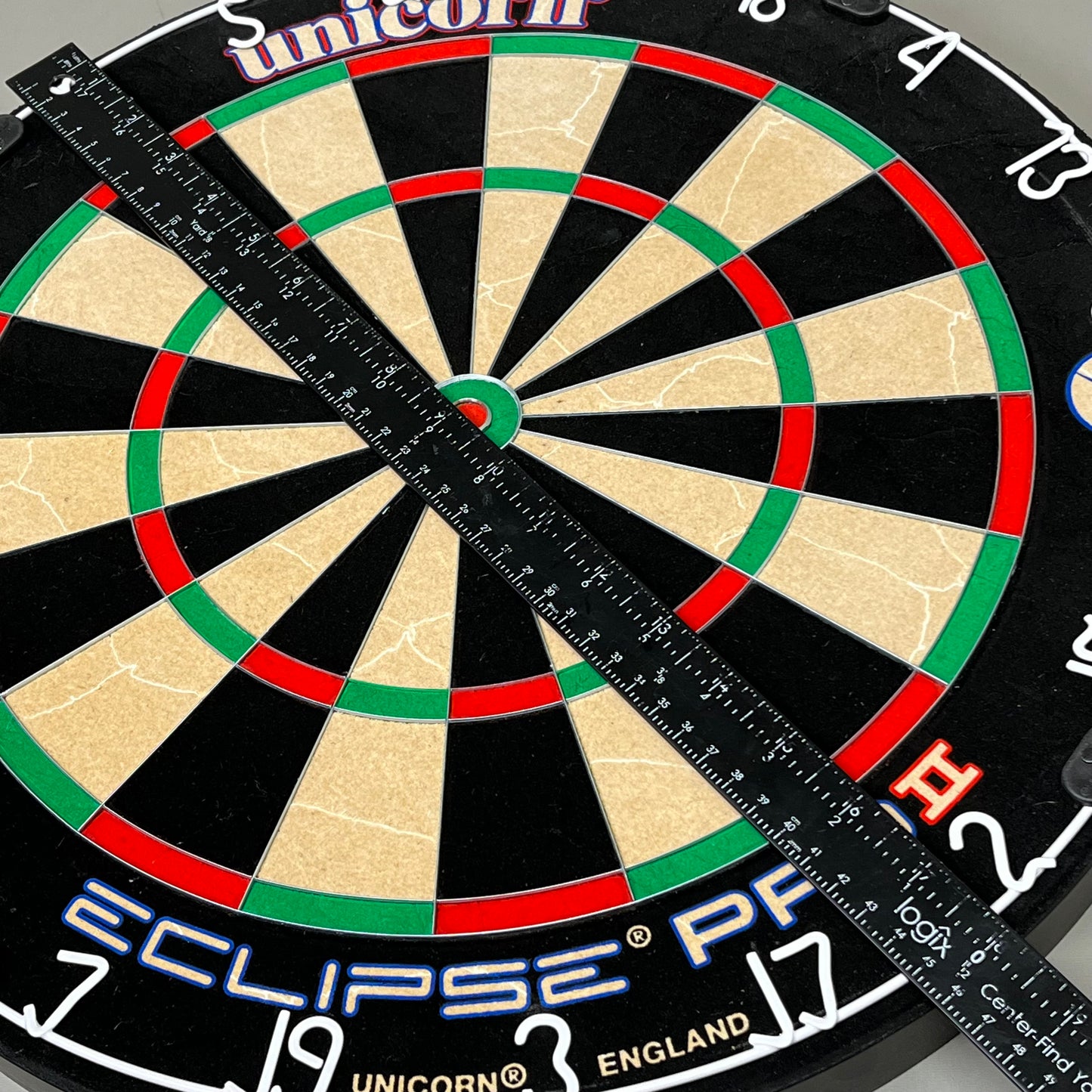 UNICORN Eclipse Pro 2 Dartboard Championship Quality Slim Flat Profile C4239