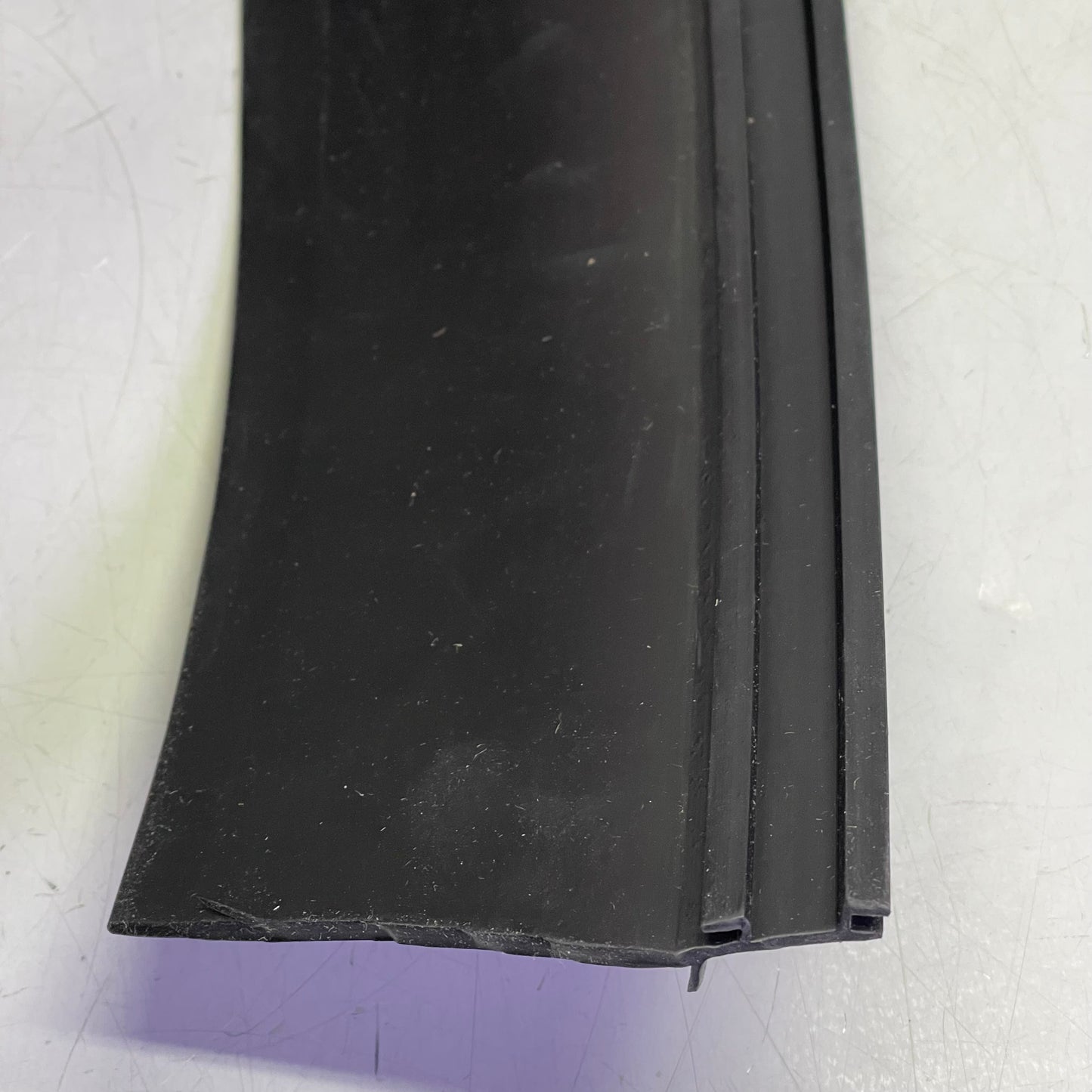 AP PRODUCTS EK Base 2-7/8” Wiper, 1/2”x3-2/3”x35’ Black W/ Red Tape 018-316