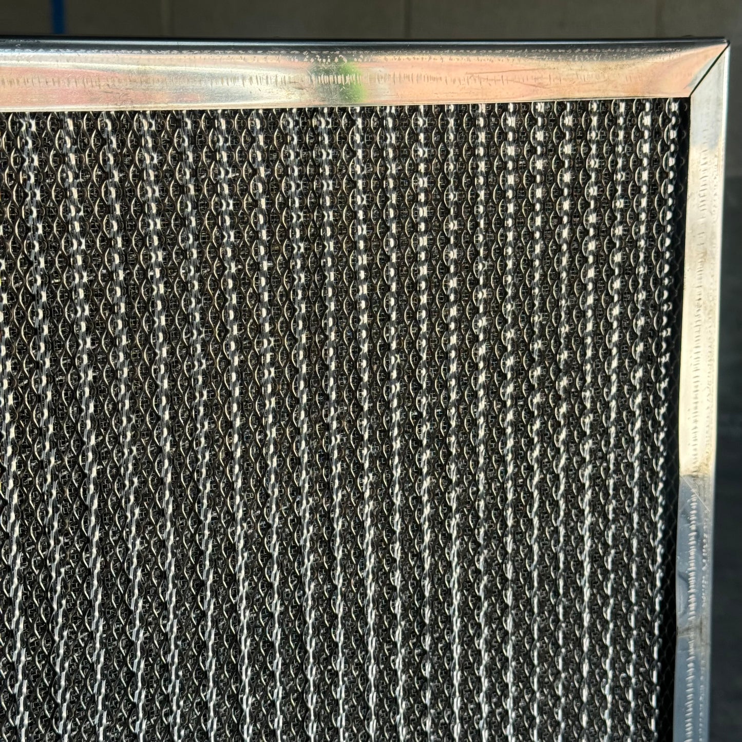 Industrial Metal Mesh Air Filter 23”x23”x2”Wl