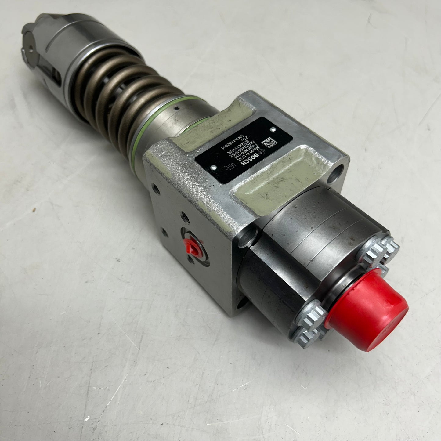 BOSCH Locomotive Fuel Injection Pump 15" Grey 332X116R (Distressed Packaging)