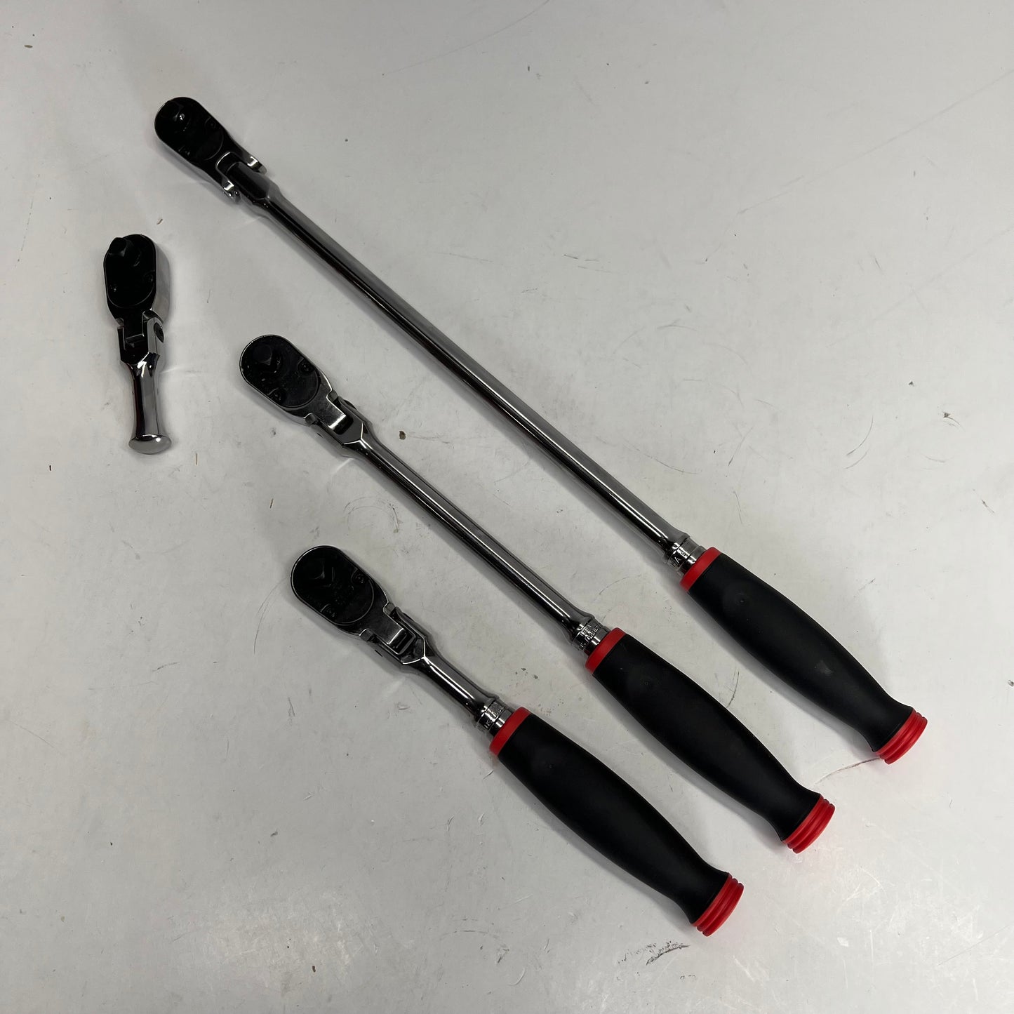 SNAP ON Soft Grip Flex Head Ratchet Set 4 Pc - 3/8" Drive 204RT04FR (As-Is)