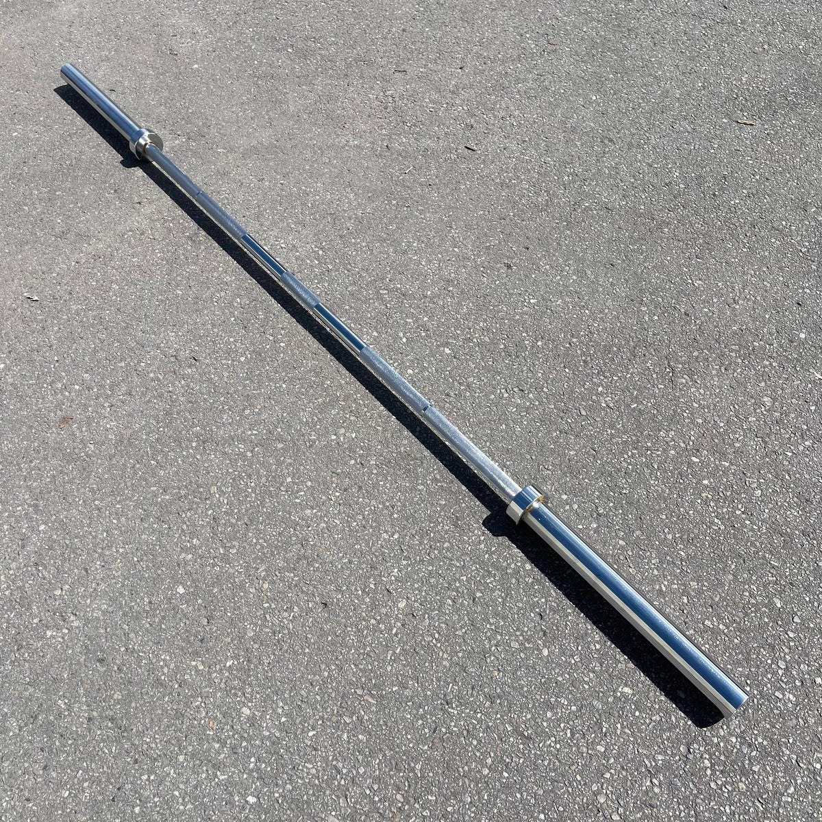 TITAN Performance Series Olympic Barbell 87"L Cap 700 Lb. Chrome 430367