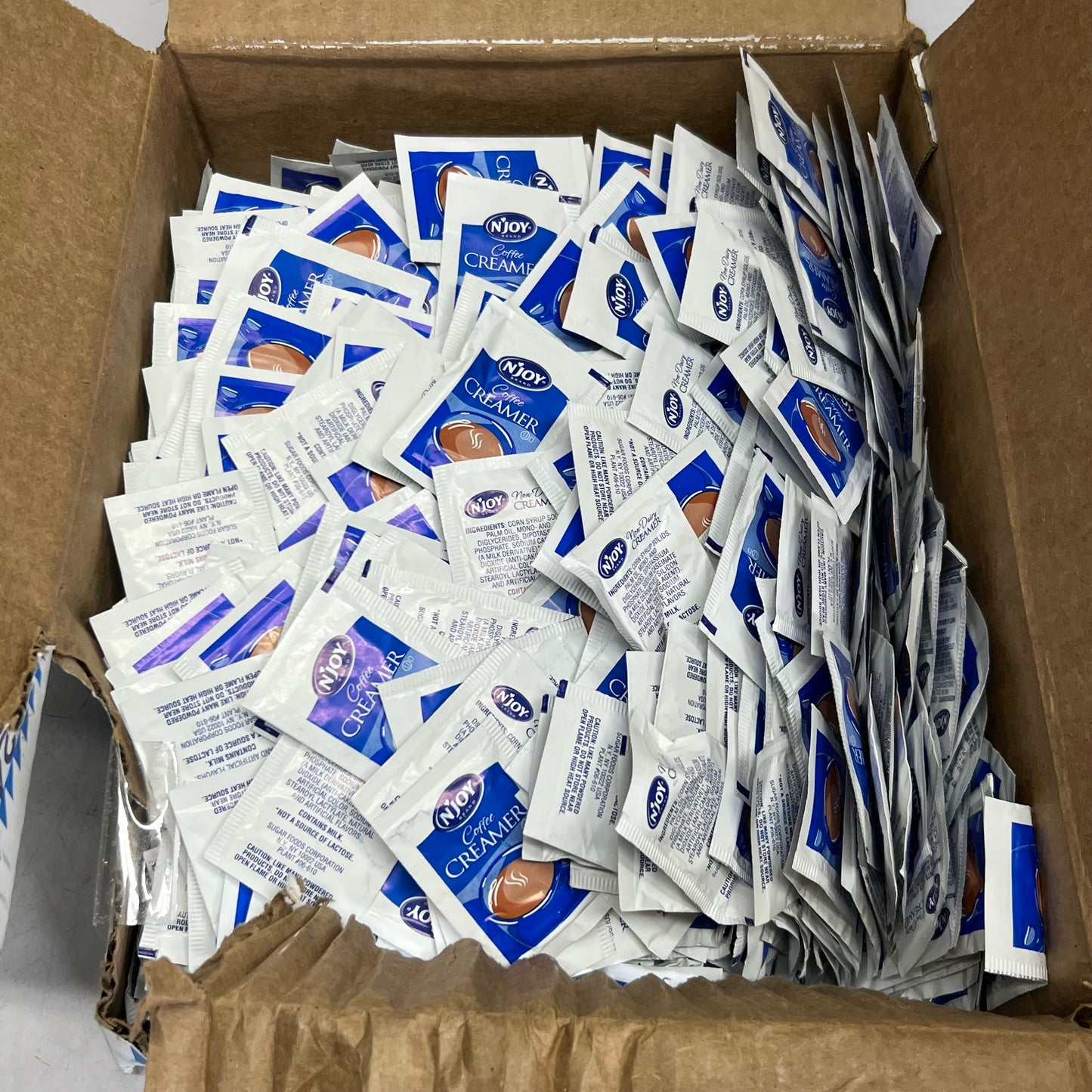 ZA@ NJOY (1000 PACKETS) Nondairy Creamer Packets 2g 92406 (New Other, Distressed Box)