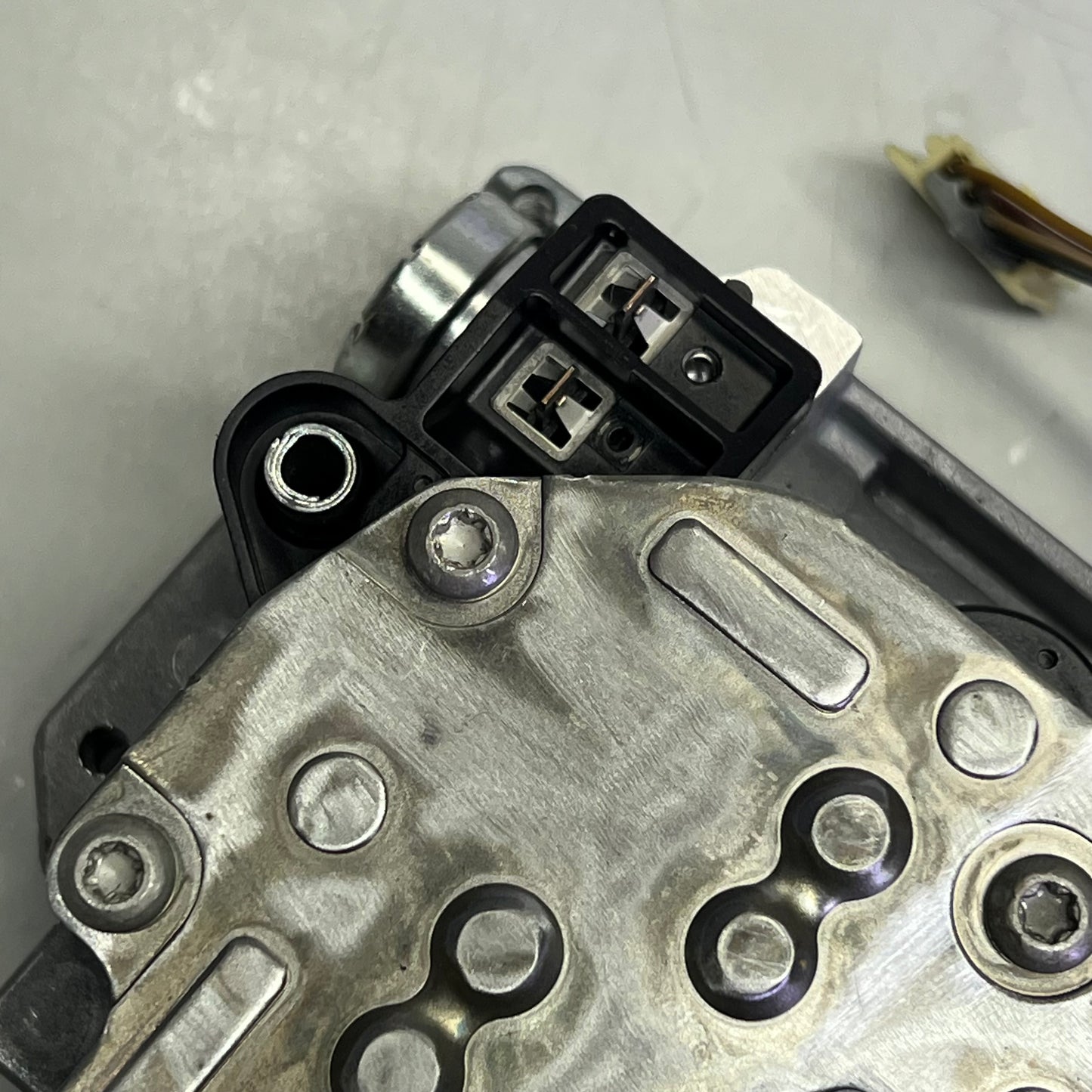 TRANSTAR Remanufactured Solenoid Block For Volkswagen, Dodge, & Chrysler 132420R