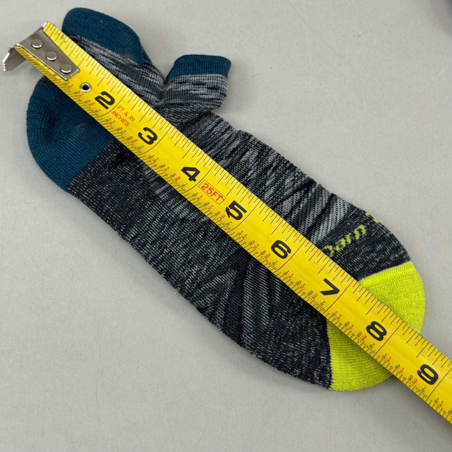 DARN TOUGH Running Socks No Show Tab Ultra-Lightweight Men SZ M 8-9.5 Comet Merino Wool