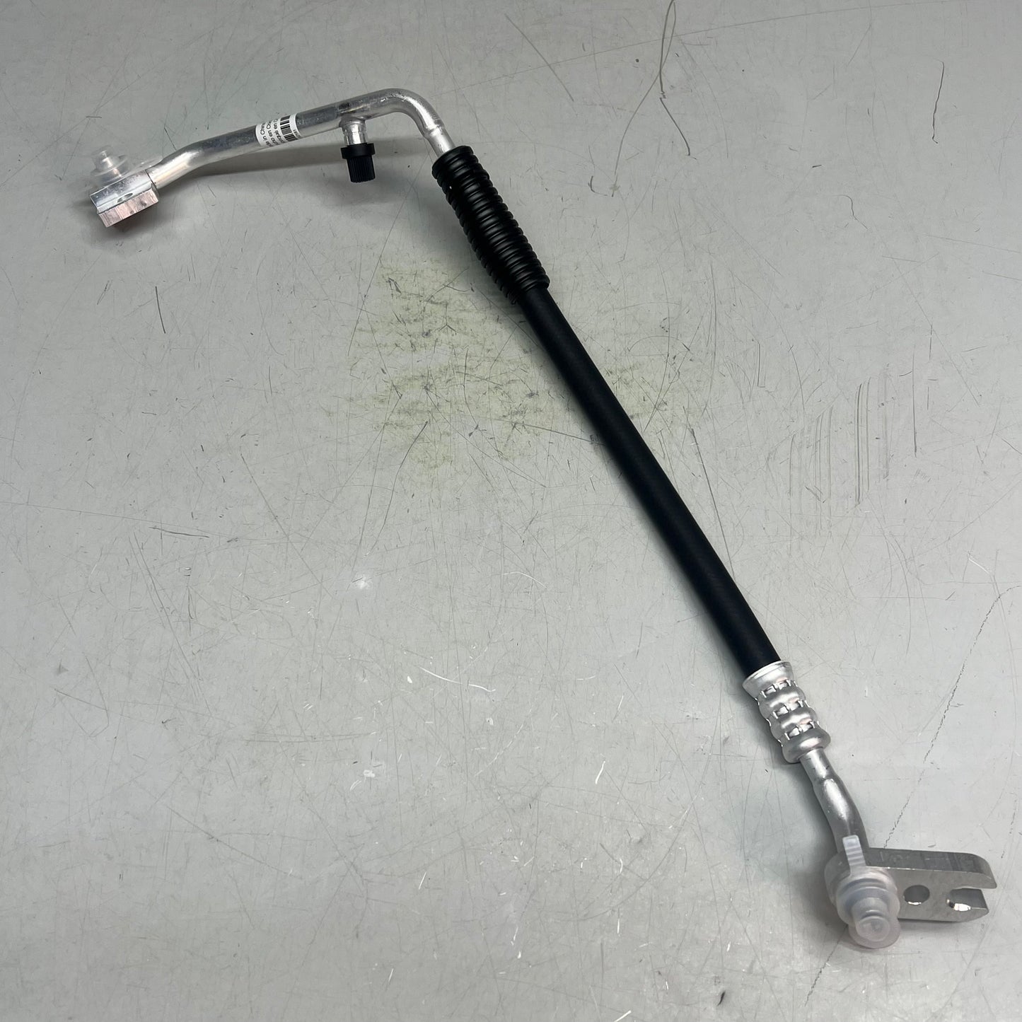 FOUR SEASONS A/C Hose Assembly For Ford Excursion 2WD & Excursion 4WD 55908