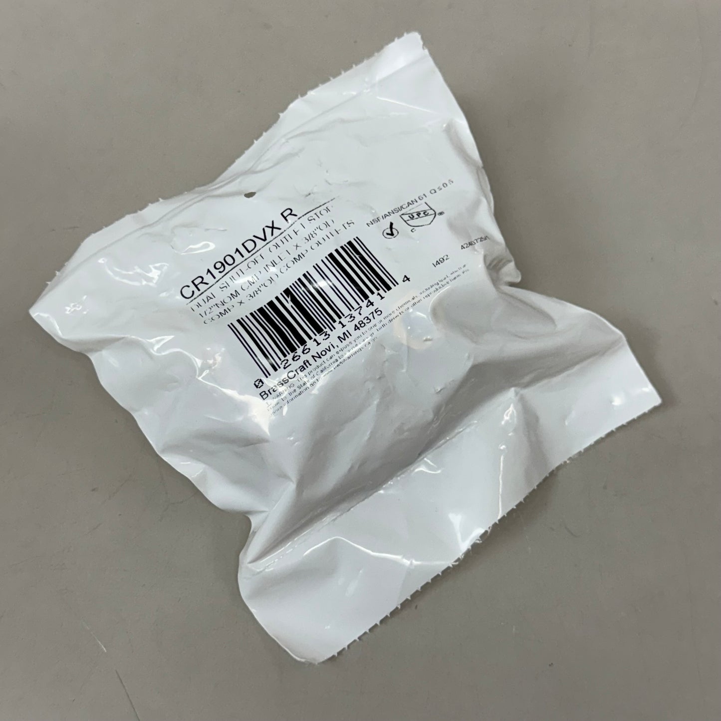 BRASSCRAFT  Dual Shut Off Outlet Stop 1/2" NOm CMP In X 3/8" OD COMP CR1901DVXR