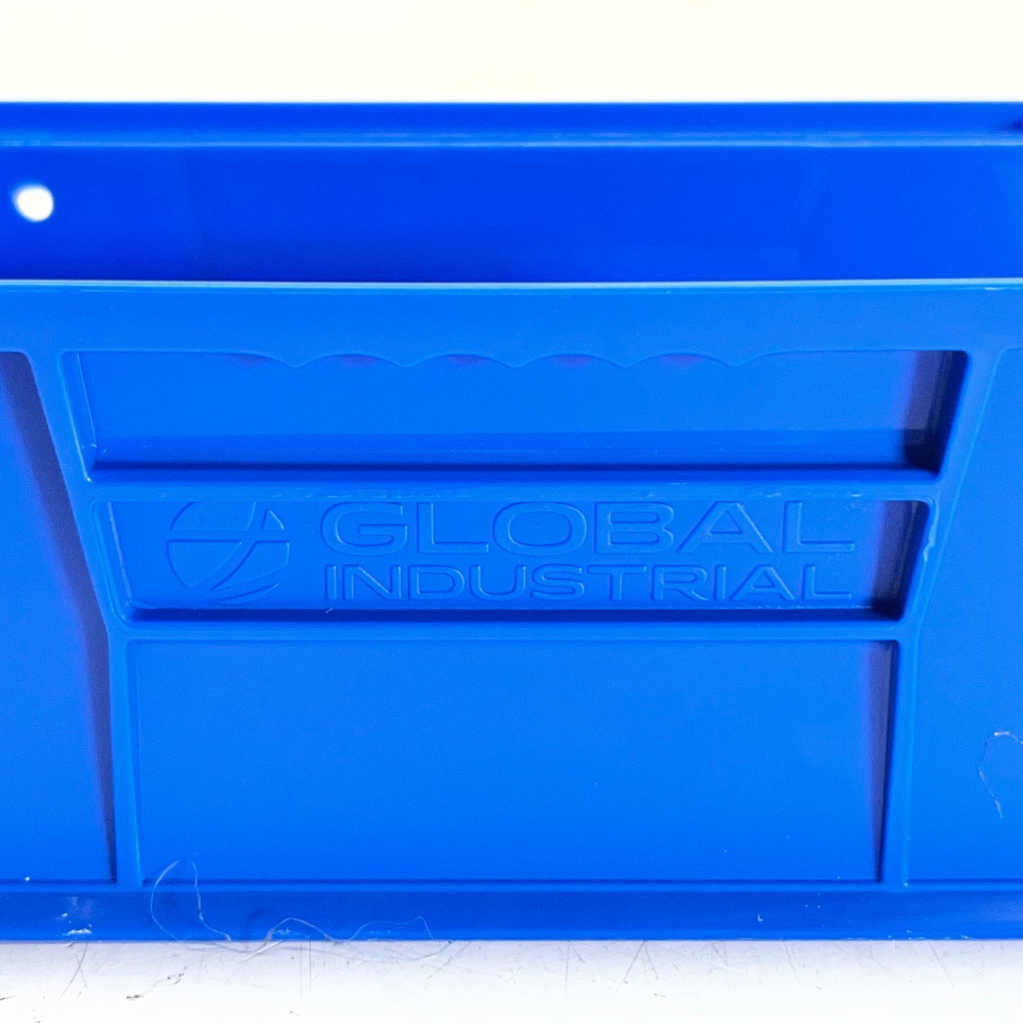 ZA@ GLOBAL INDUSTRIAL (24 PACK) Plastic Stackable Bins Sz 7"L X 4"W X 3"H, Blue