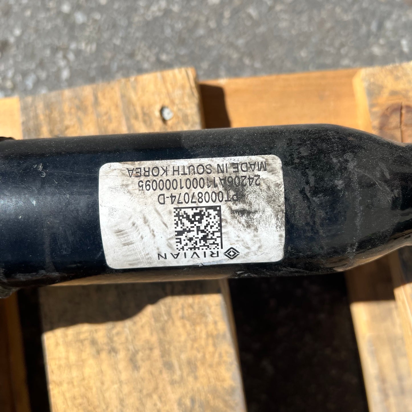 ZA@ Pallet of RIVIAN Assorted Drive Shafts W/ Different Conditions  (AS-IS)