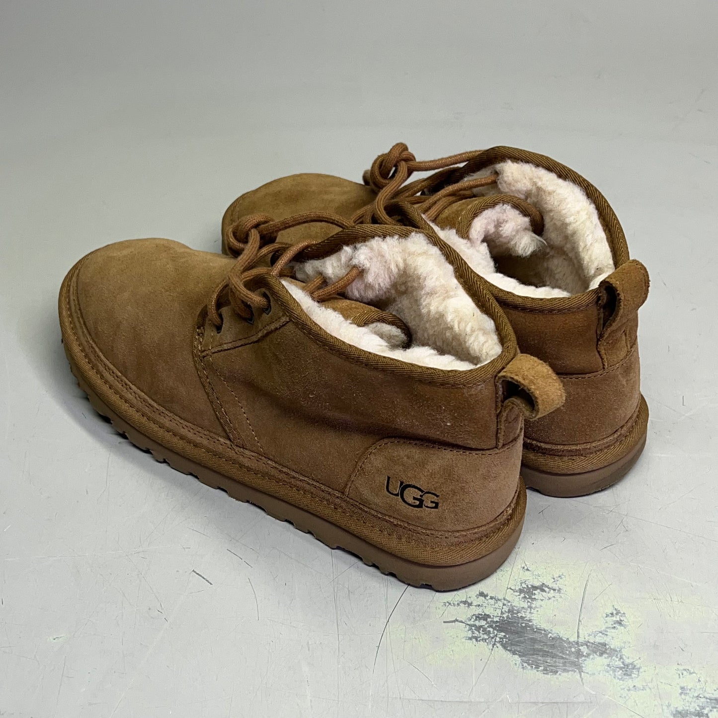 UGG Suede Neumel Ankle Boot 17mm Plush Men's Sz 9 Brown (Pre-Owned)