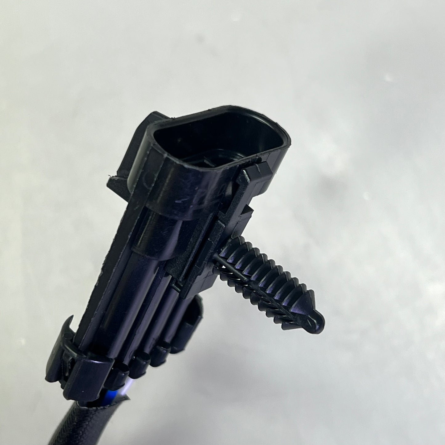 BOSCH Exact Fit Oxygen Sensor for Chevrolet & Pontiac Models 15561