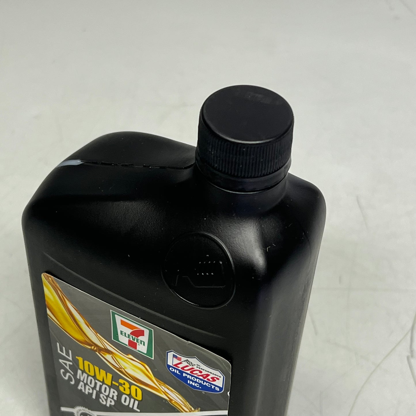 ZA@ LUCAS (6 PACK, 1 QUART EACH) SAE 10W-30 Motor Oil API SP