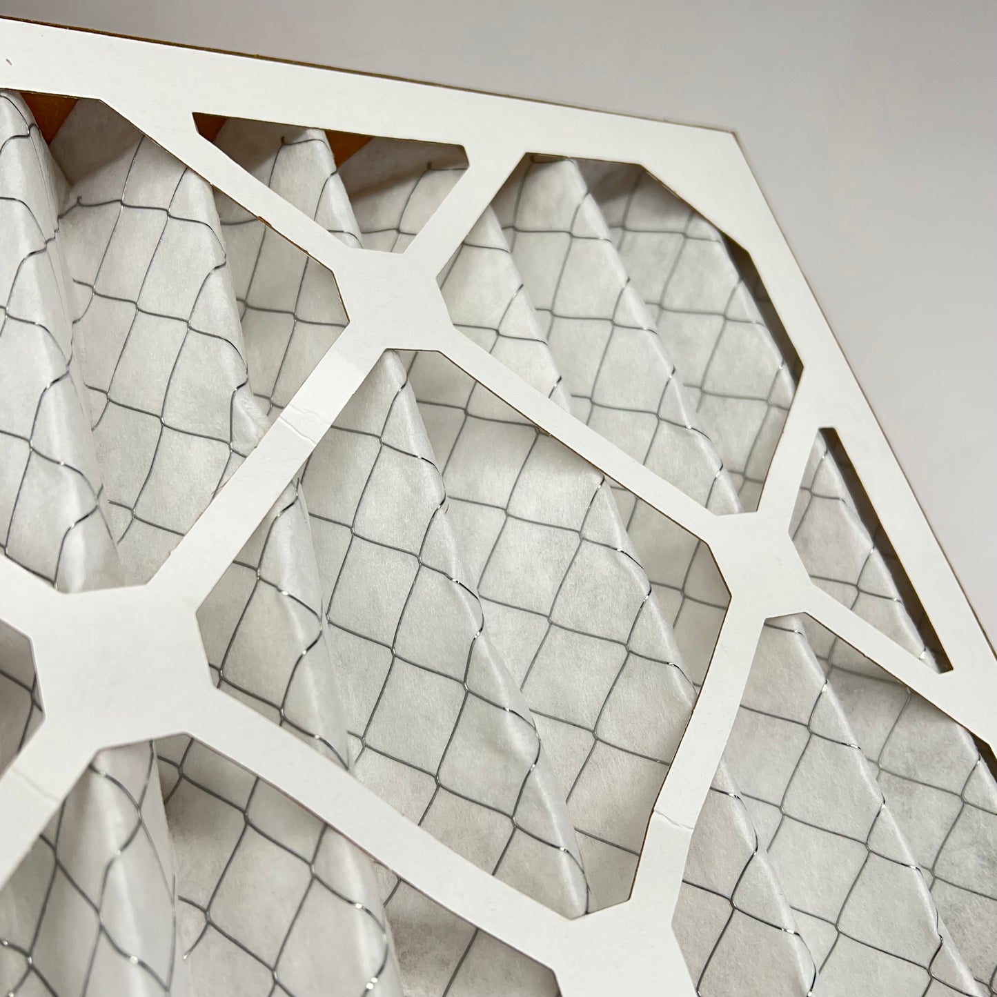 ZA@ MANN + HUMMEL (12 PACK) Furnace Air Filters  12x12x2 White 21211-021212