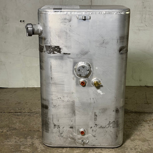 ALLIANCE Aluminum Fuel Tank Sz 33.5” H x 21” L x 13.5 W ABP 73450 0000 Dirty