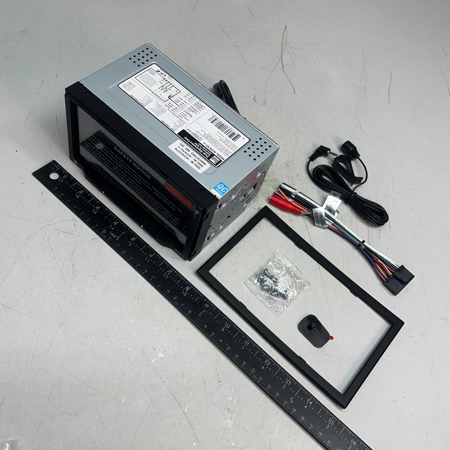 DUAL Touchscreen Digital Multimedia Receiver W/Bluetooth Apple/Andriod DCPA701-4