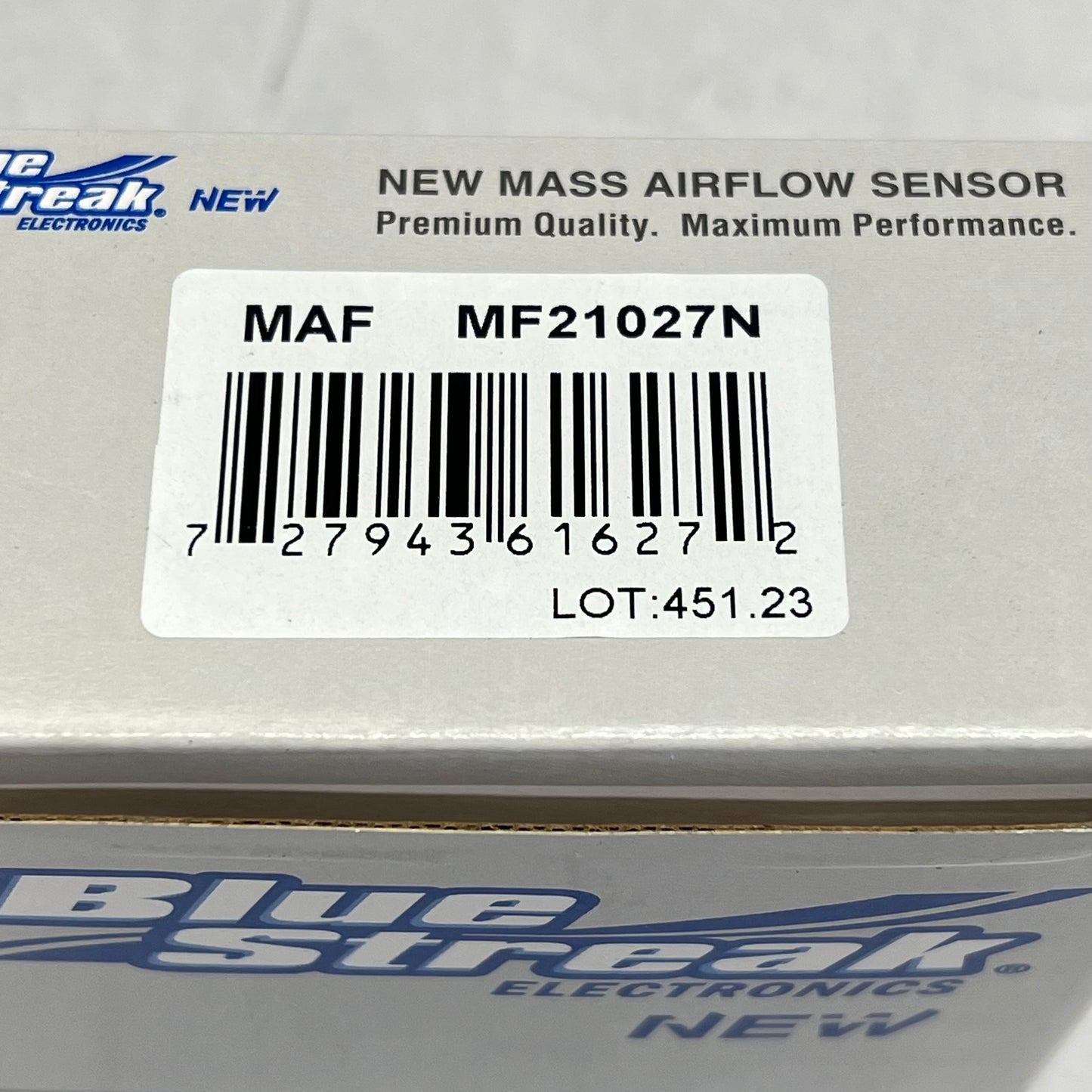 BLUE STREAK Premium Quality Mass Airflow Sensor for Kia & Saab MF210227N