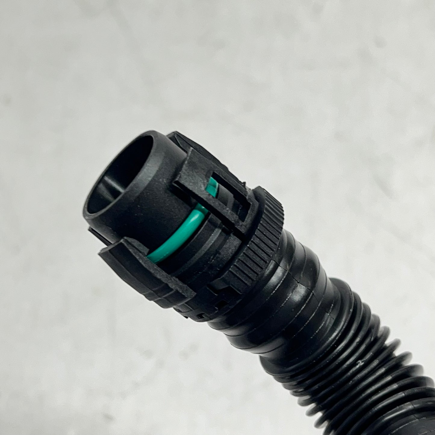 GATES Plastic Emission Control Ventilation Hose 7-3/8" Black EMH137