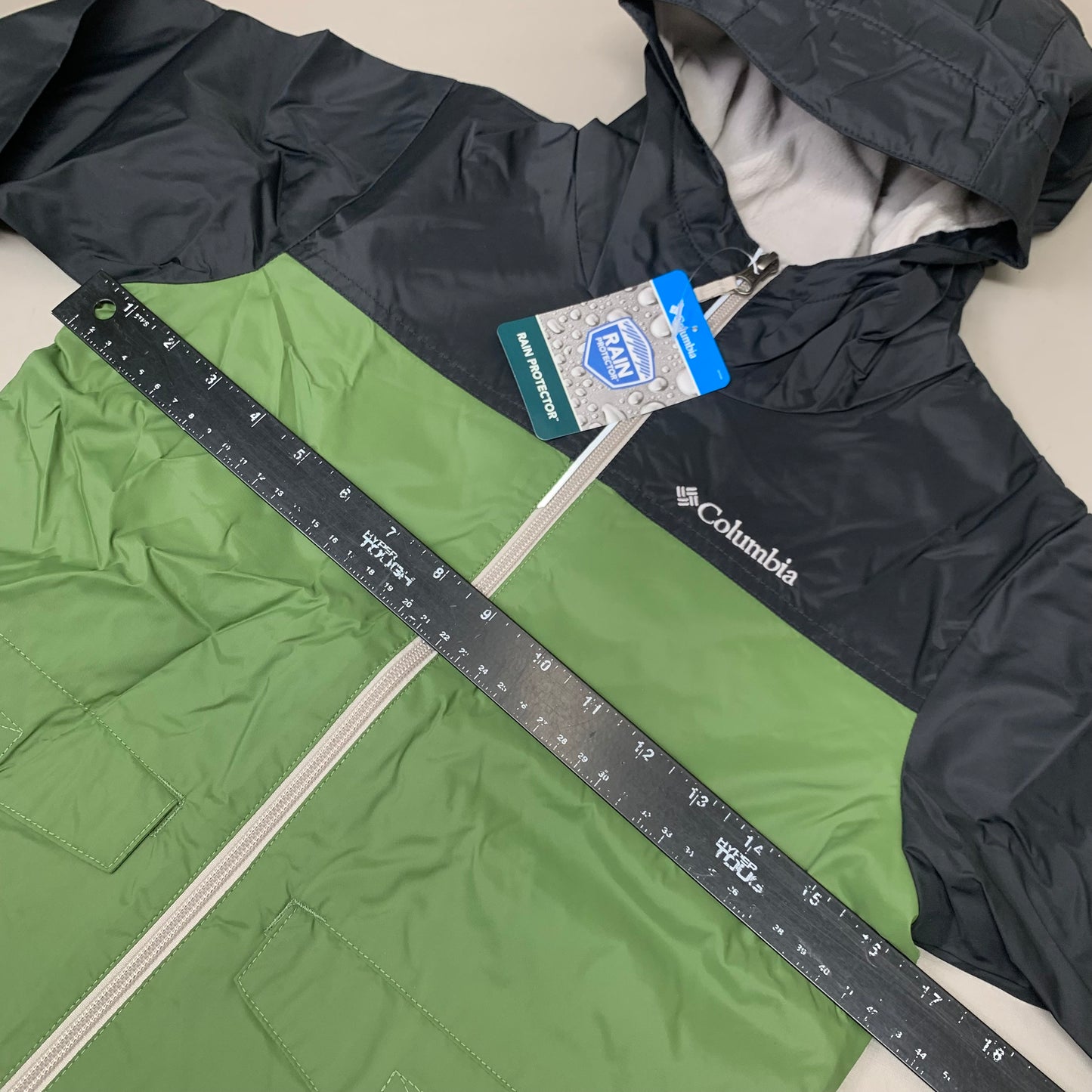 COLUMBIA Rain-Zilla Fleece Lined Jacket Unisex Youth Sz S Black Canteen RB3418-008