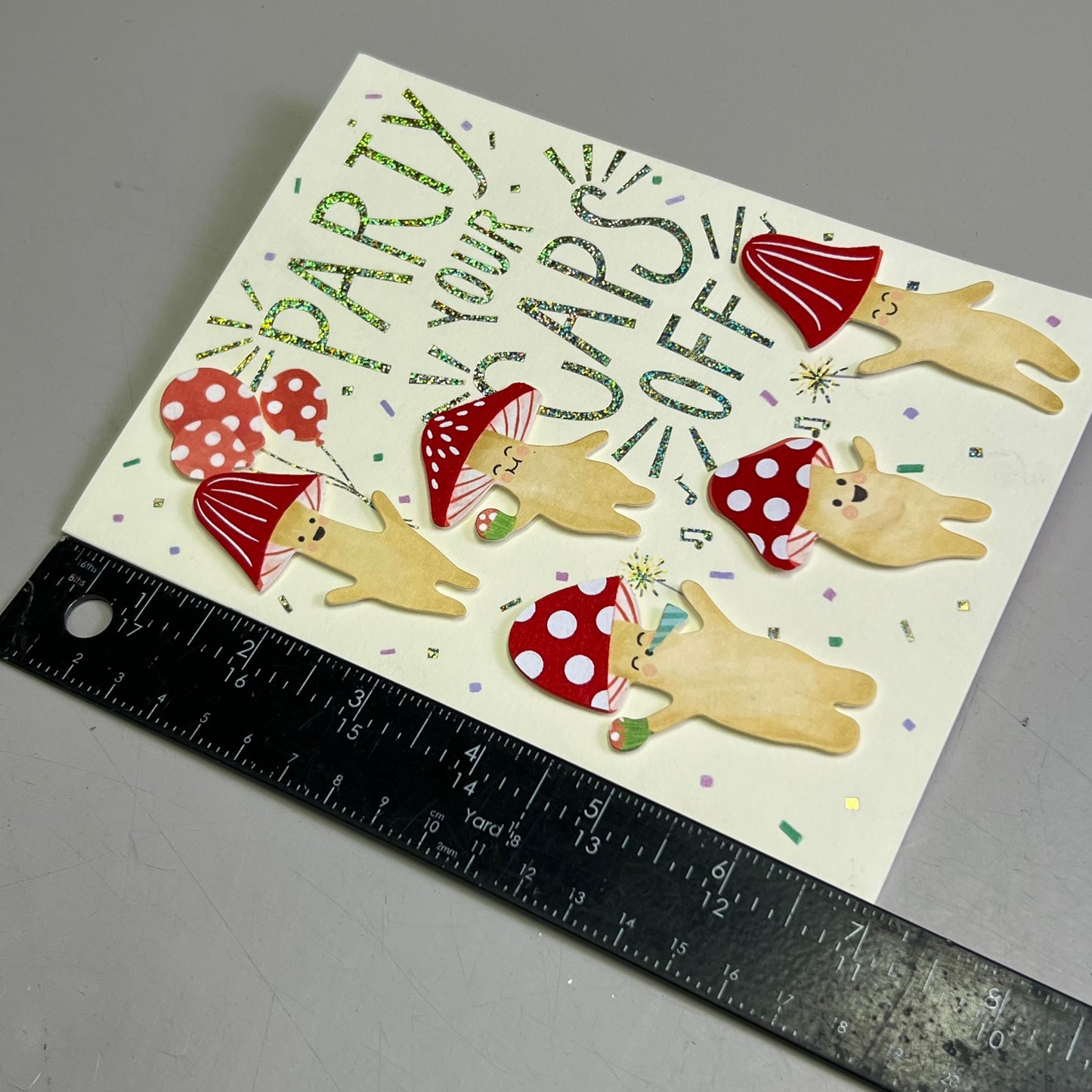PAPYRUS (10 PACK) Card With an Envelope, Party Your Caps off 0200012