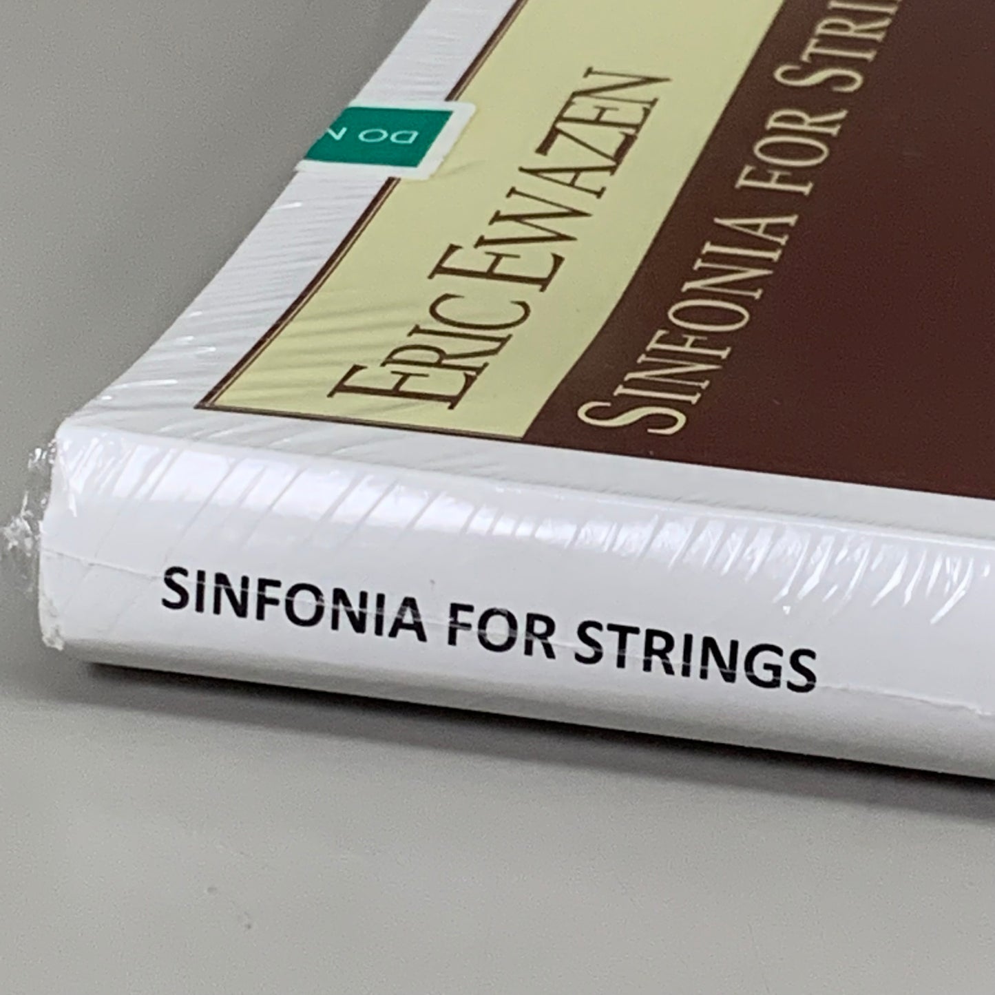 SOUTHERN MUSIC Sinfonia for Strings by Eric Ewazen Grade 4 HL03773413SO103