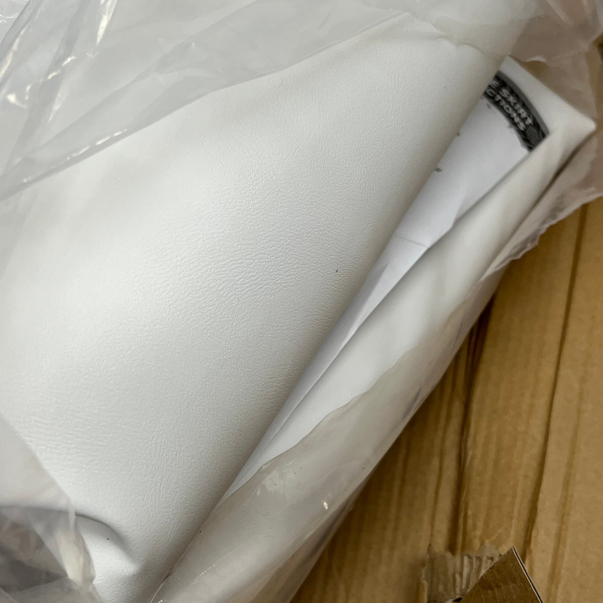 ADCO Laminated Vinyl 5th Wheel Skirt W/ Nylon Zippers 64"x266" White 3052