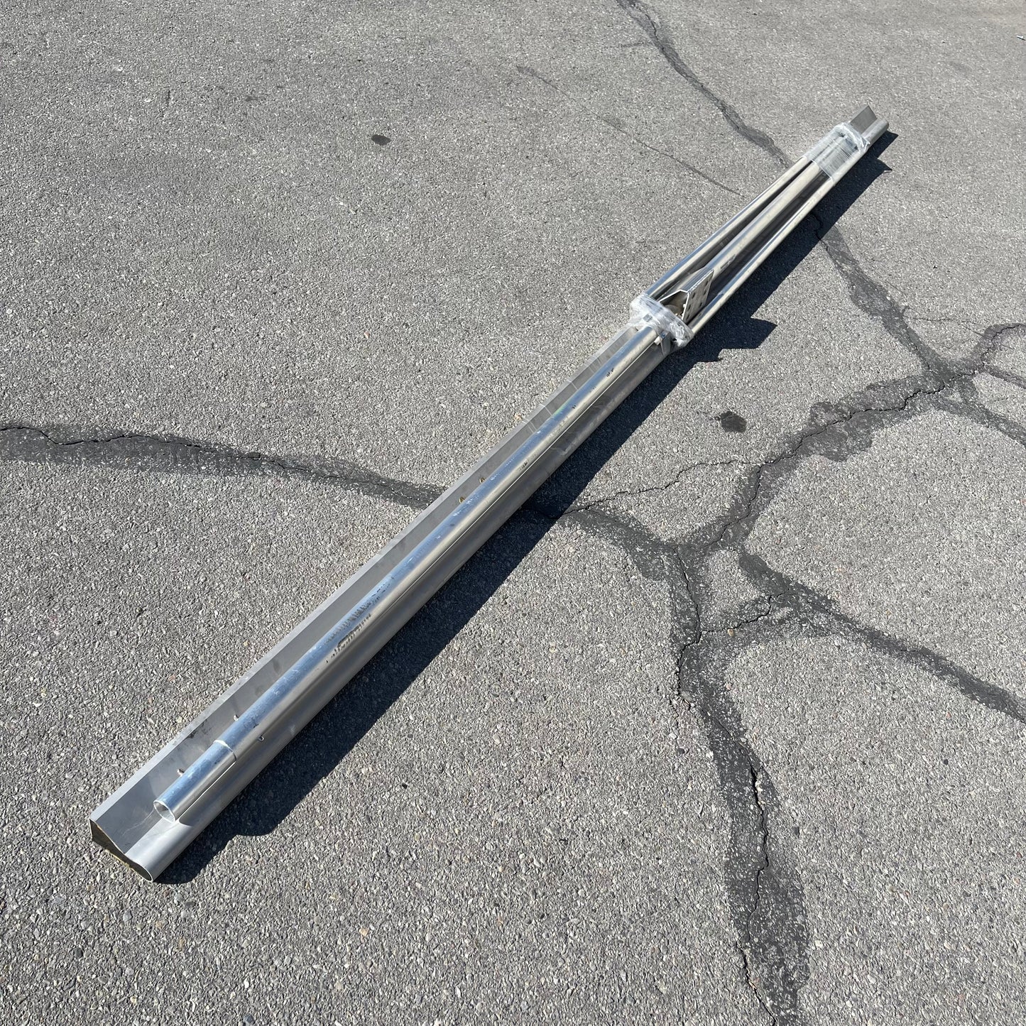 KRAFT TOOL CO. Extru-Lite Magnesium Paver 123.5” handle 144” x 4.5” screed CC291