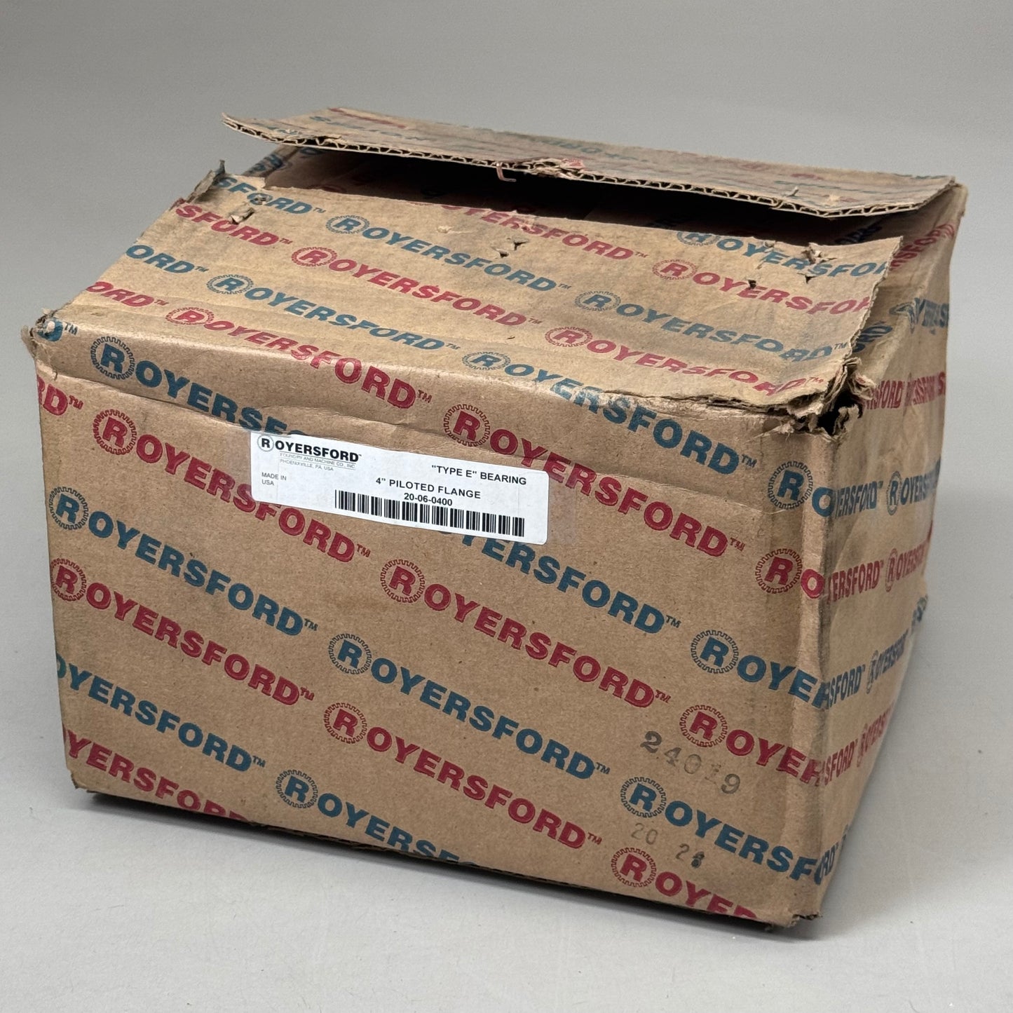 ROYERSFORD Type E Piloted Flange Bearings 4" Non-Expansion Blue 20-06-0400