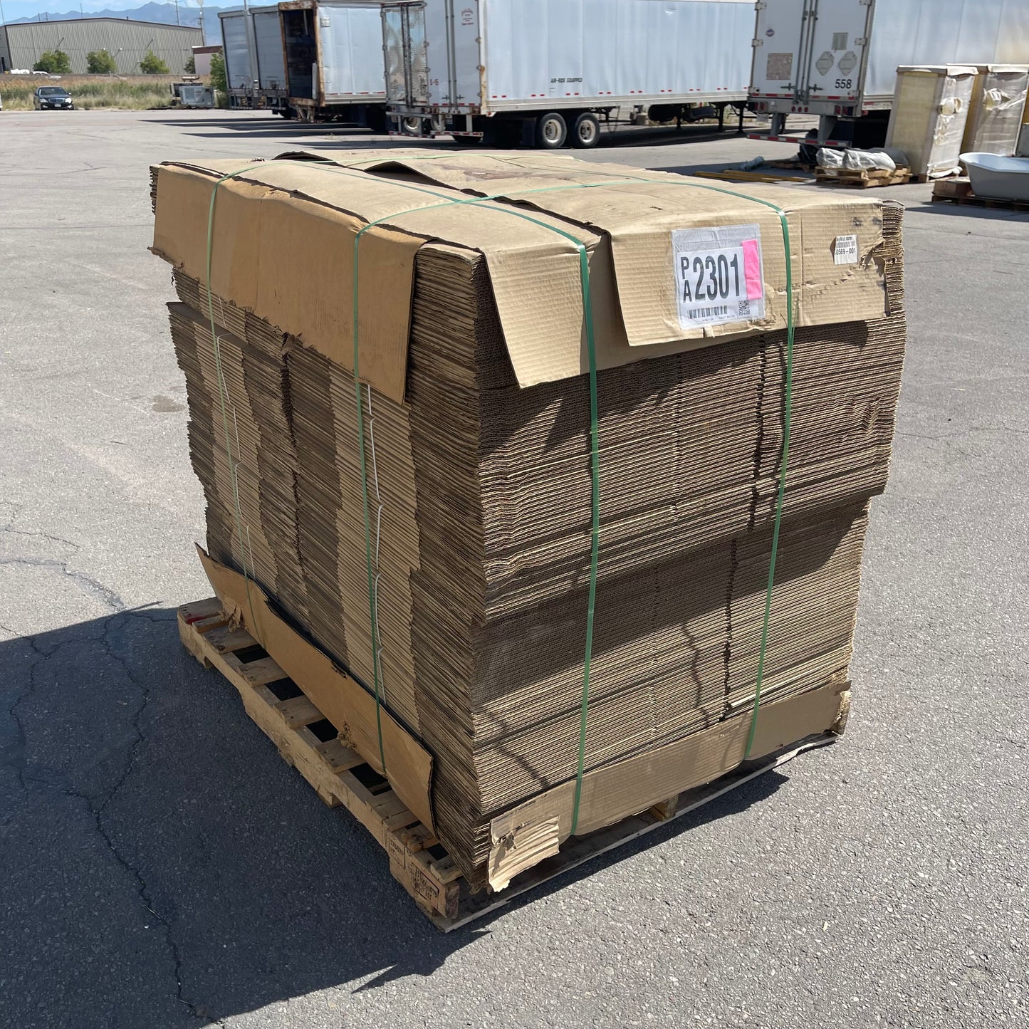ZA@ Pallet of TARGET Cardboard Boxes 20.5”x14”x11” (AS-IS)