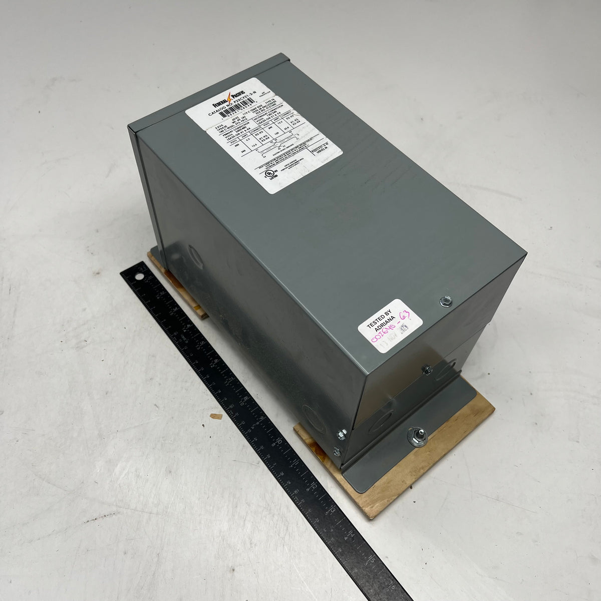 FEDERAL PACIFIC Dry-Type Transformer 60 Hz 3 KVA 120/240 Grey P2XCF21-3-N