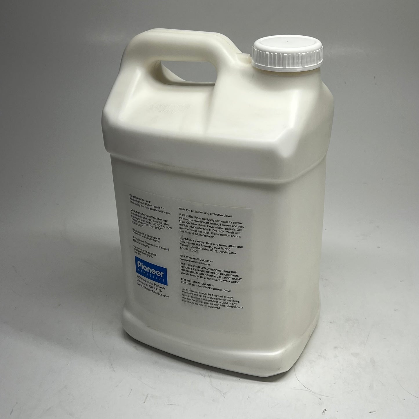 PIONEER ATHLETICS Robo Stripe Turf Tank Line Marking Robot Paint 2.5 Gal White