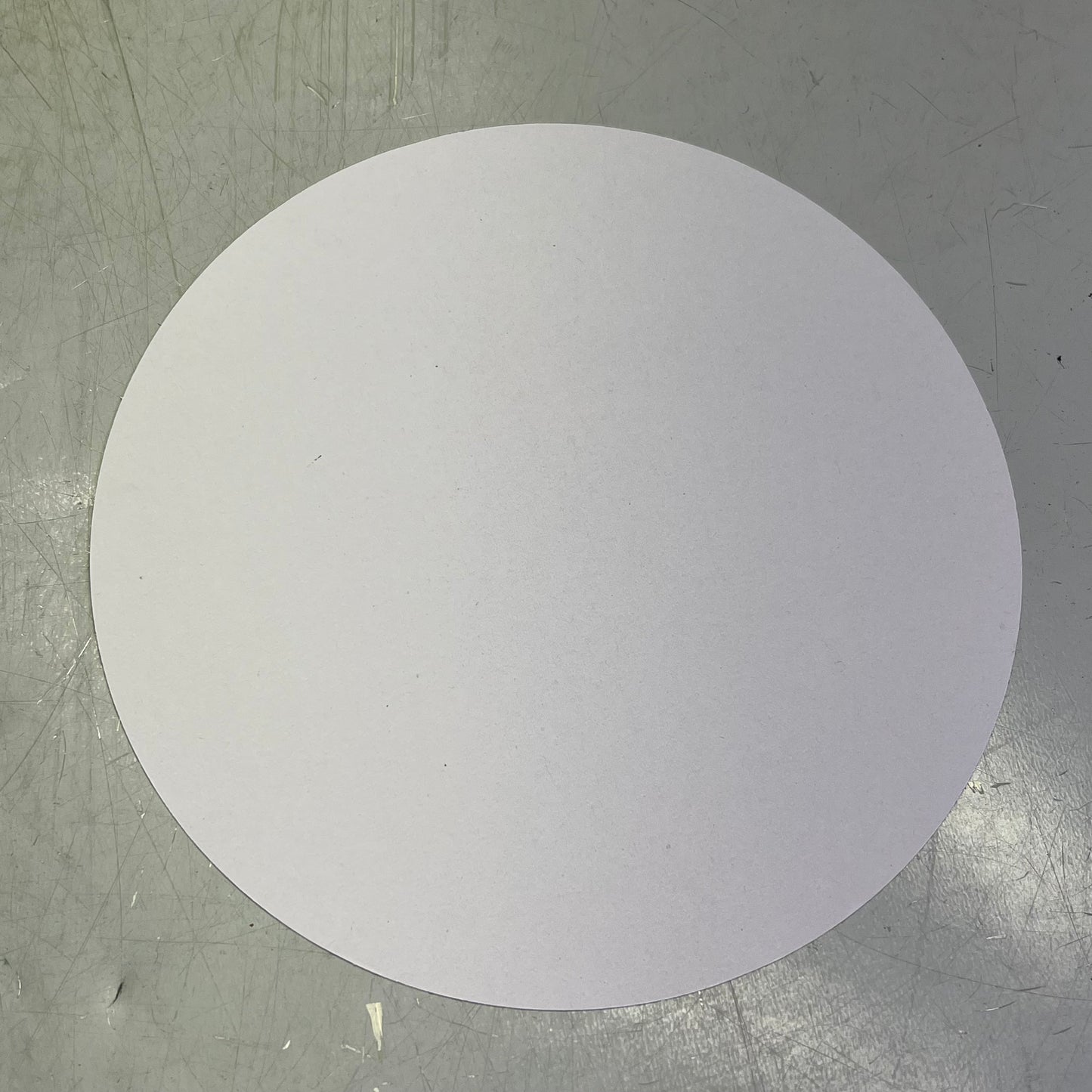ZA@ WESTERN PLASTICS (500 PACK) Round Board Lids 9" Dia Silver/White 509LL