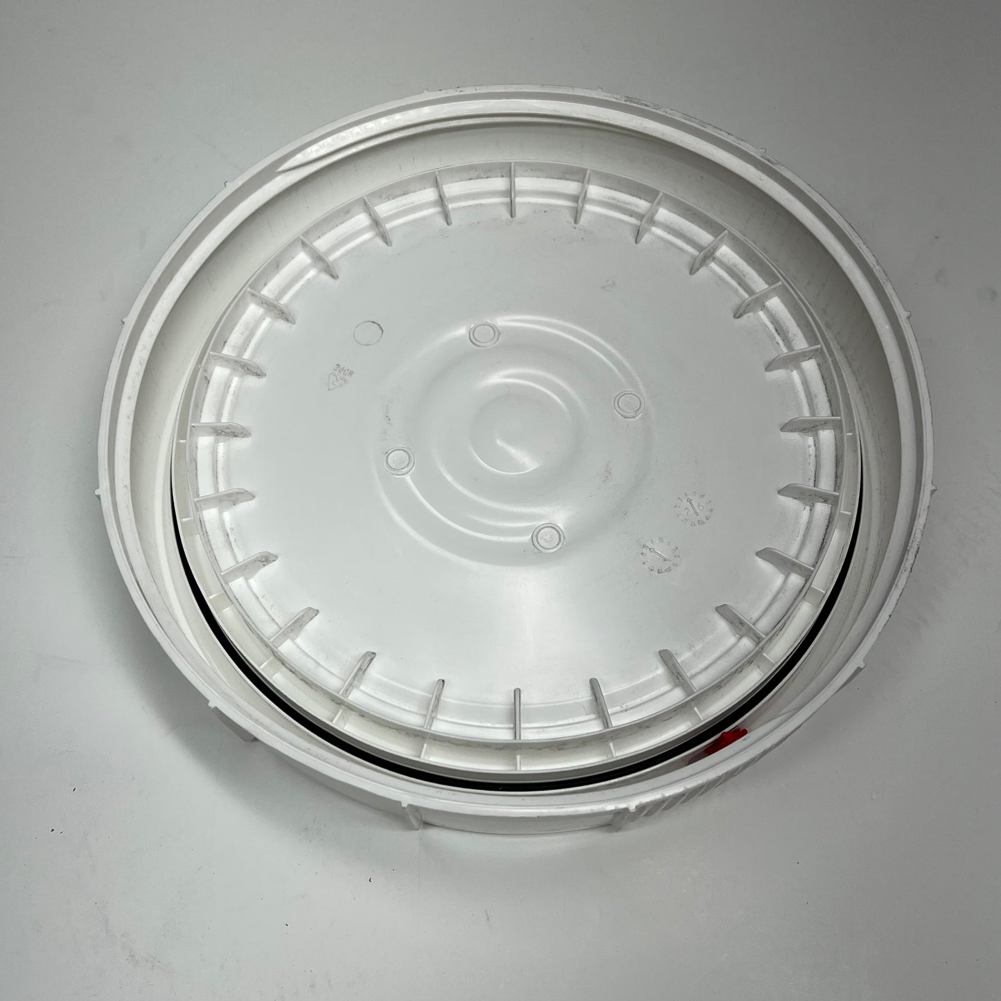 ZA@ M&M INDUSTRIES  Life Latch New Generation Bucket Air Tight Gasket Seal 5 Gal 40NGCB