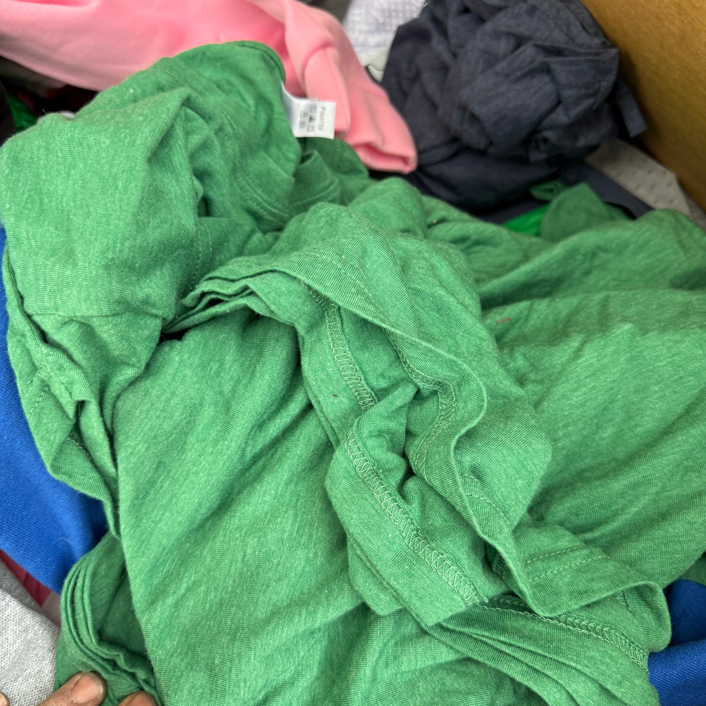 ZA@ Pallet of MIXED Men’s & Women’s Clothing & Kid’s Costumes