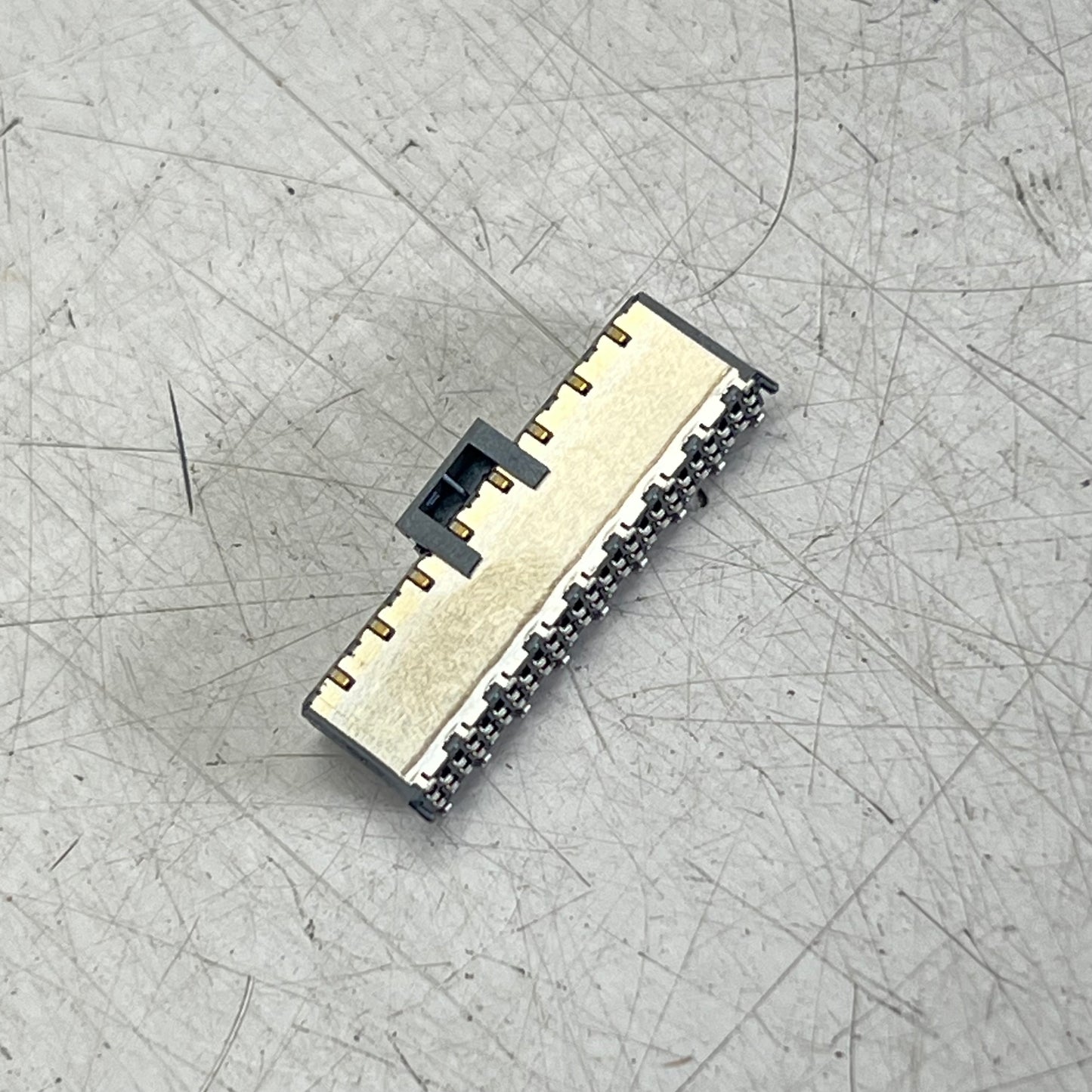 TE CONNECTIVITY (240 ROLL) Mezzanine Connector 1 Mm 2 Rows 50 Contacts 224514-E