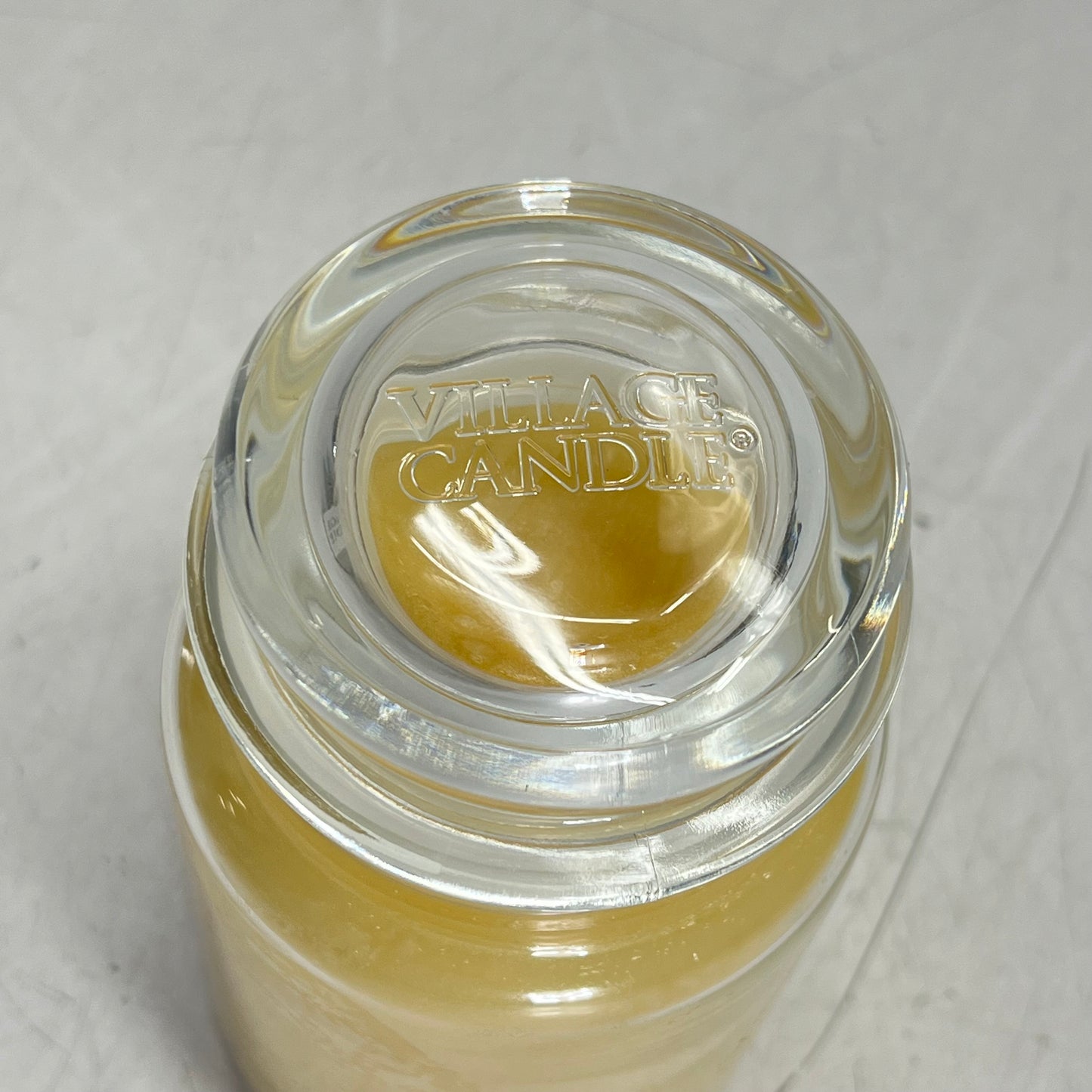 VILLAGE CANDLE  Apothecary Jar Maple Butter Scent 21.25 oz Yellow 4260020