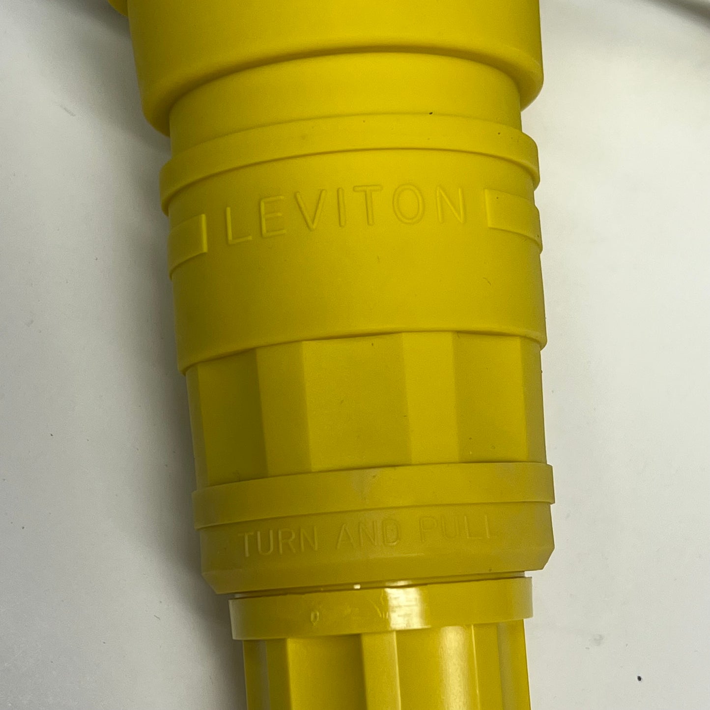 LEVITON Wet Guard Water Tight Locking Connector 20 Amp Yellow 261-27W75