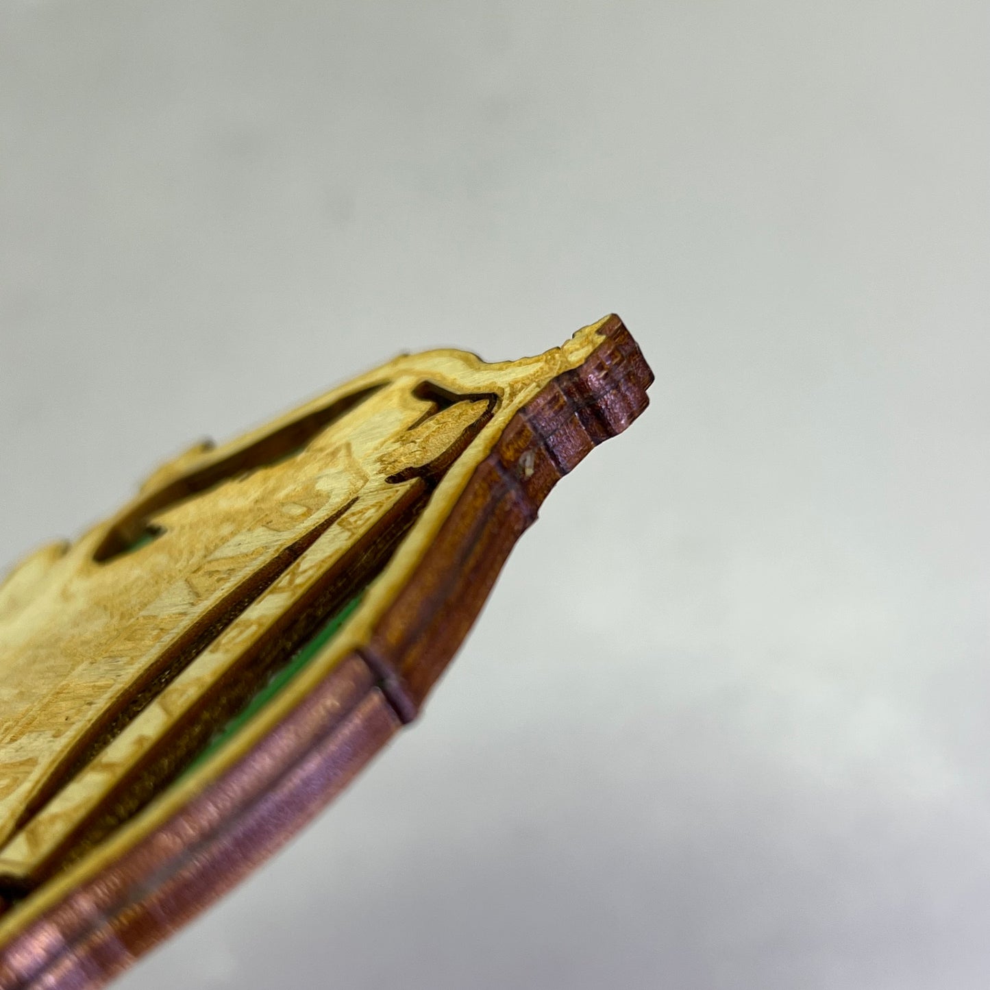 (2 PACK) Howling Wolf Laser Cut Wood Magnet Souvenir JUNEAU, AK Made In USA