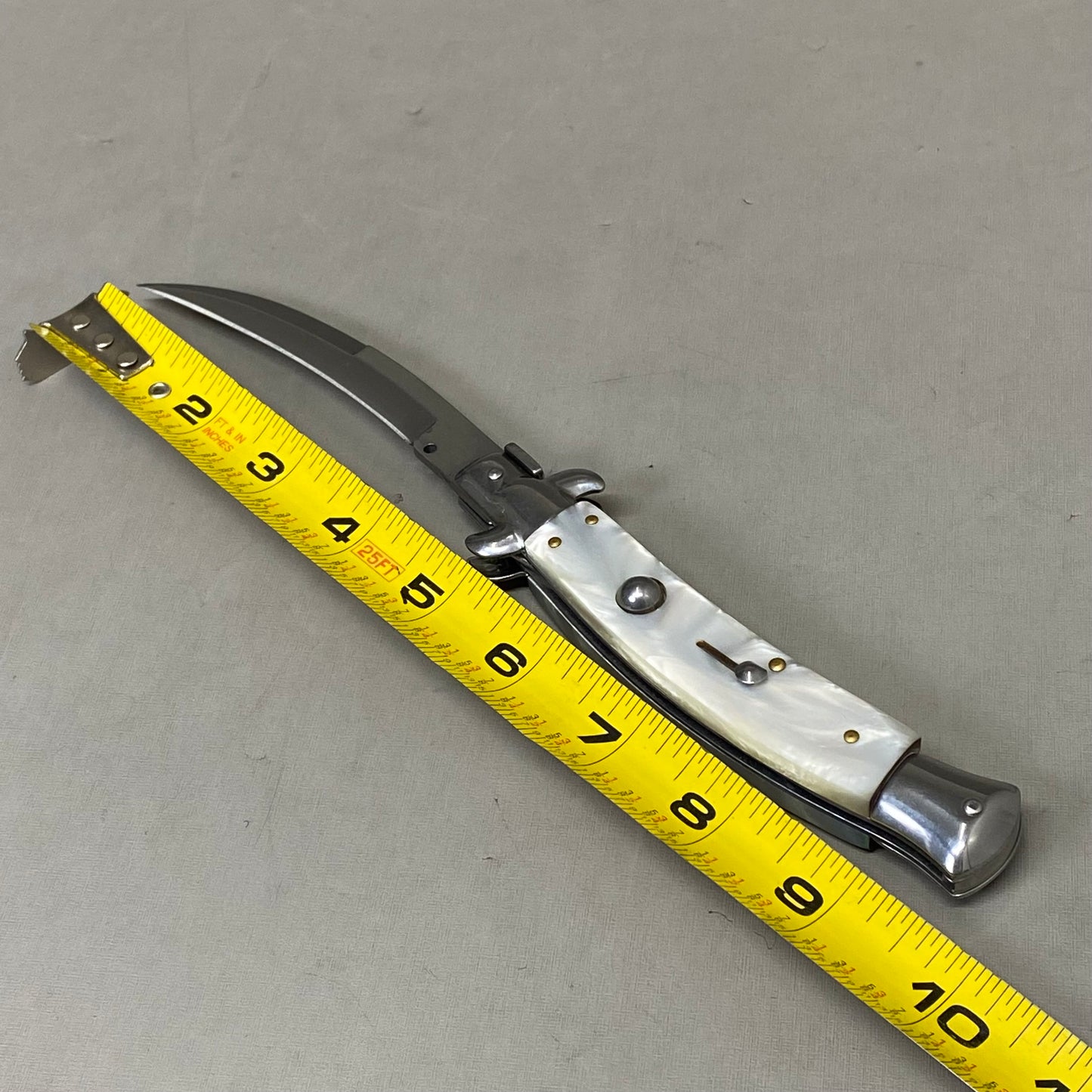 ZA@ ARMED FORCE TACTICAL Handcrafted OTF Pocket Knife  4" Blade 9" Overall Length White ST-6CWP