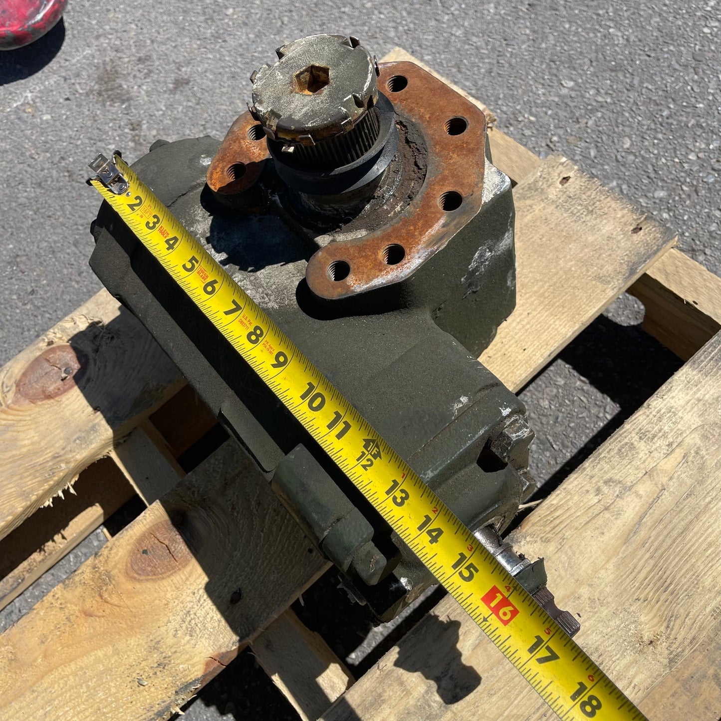 Z@ OSHKOSH Sheppard Hydraulic Steering Gear Box (M110SAB2 ?) (Used)