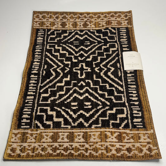 THRESHOLD Global Rug Sz 24" x 36" Black/Tan