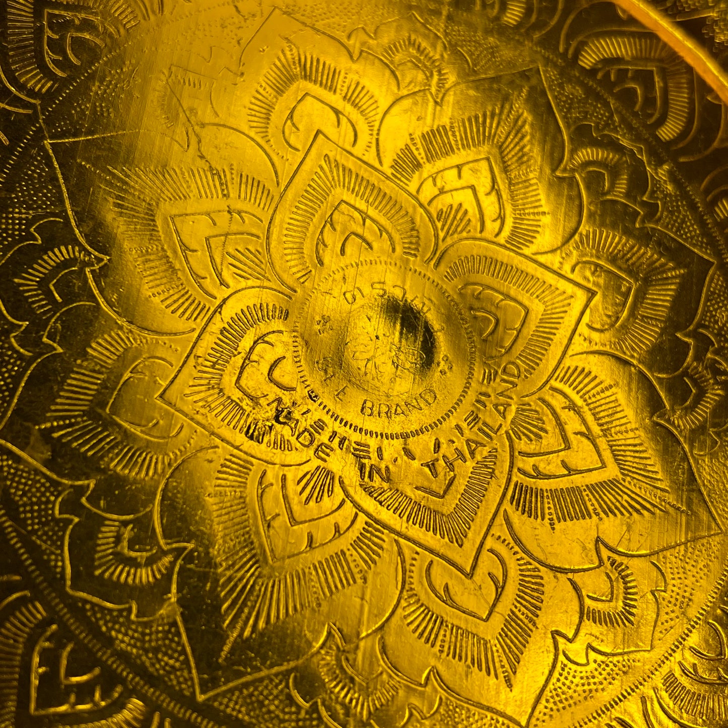 BEE BRAND Handmade Aluminum Ware Thai Design Offering Tray 7" Gold (As-is)