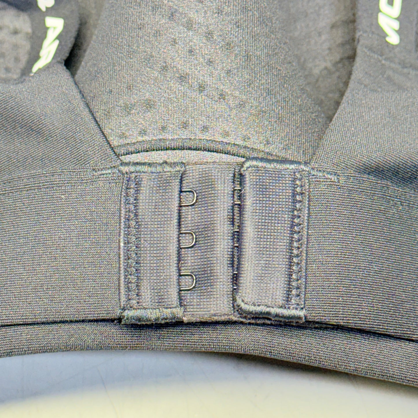 UNDER ARMOUR Infinity 2.0 High Sports Bra Fitted Women's Sz XL Cup(D-DD) Black