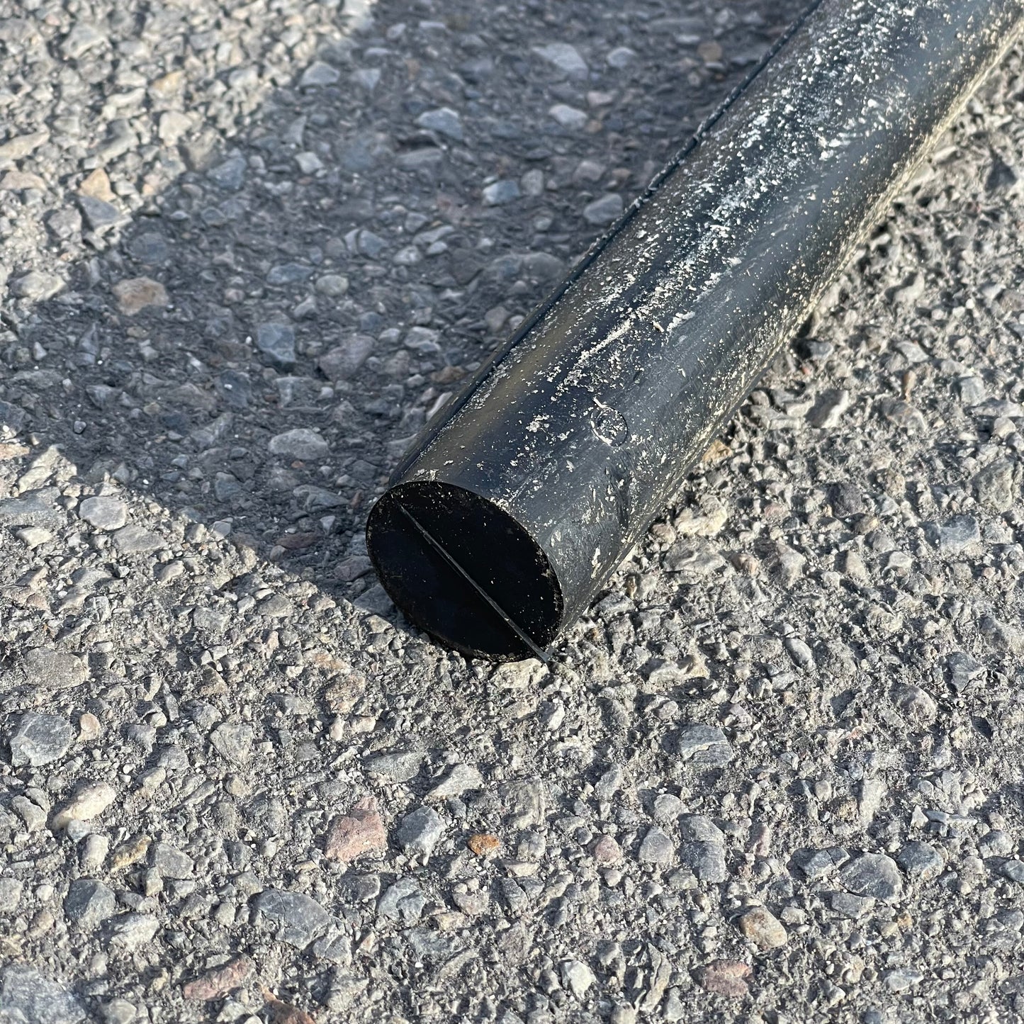 ZA@ Pallet of UNBRANDED Solid Core TA Rubber Cord 1.250" D X 31." L (AS-IS)