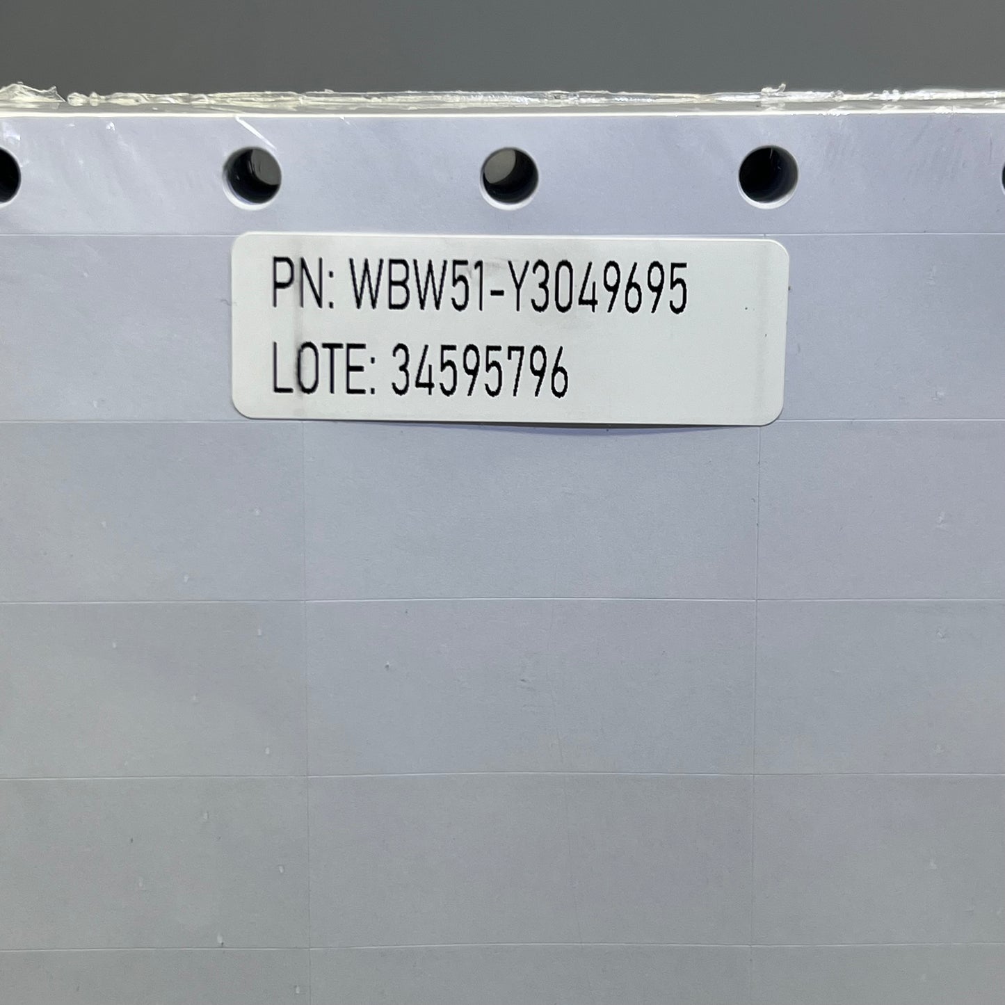 PDC (1000 Sheets - 30 Per Sheet) Label Laser W/HLS Portrait Sz 2-1/2" x 1", WBW51